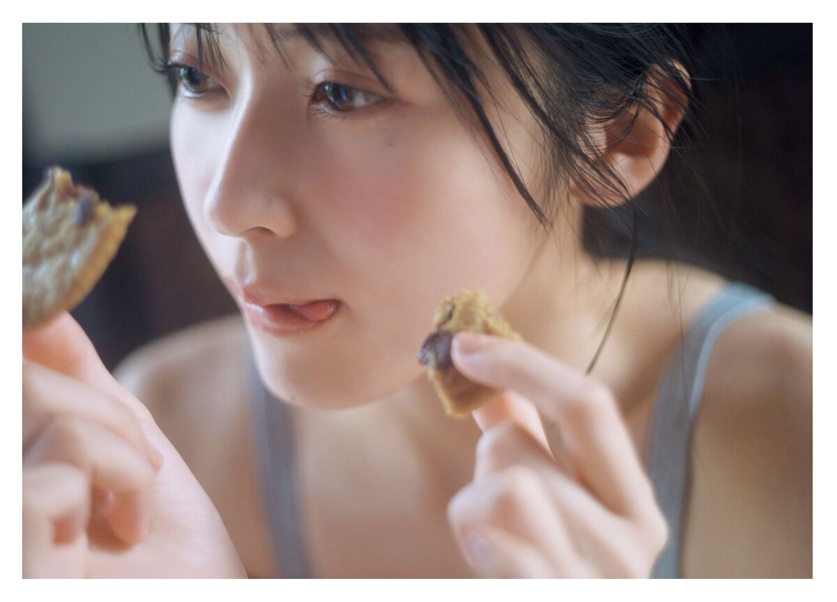 Airi Sato 佐藤綺星 - 1st写真集 天使の反射角度 Part02