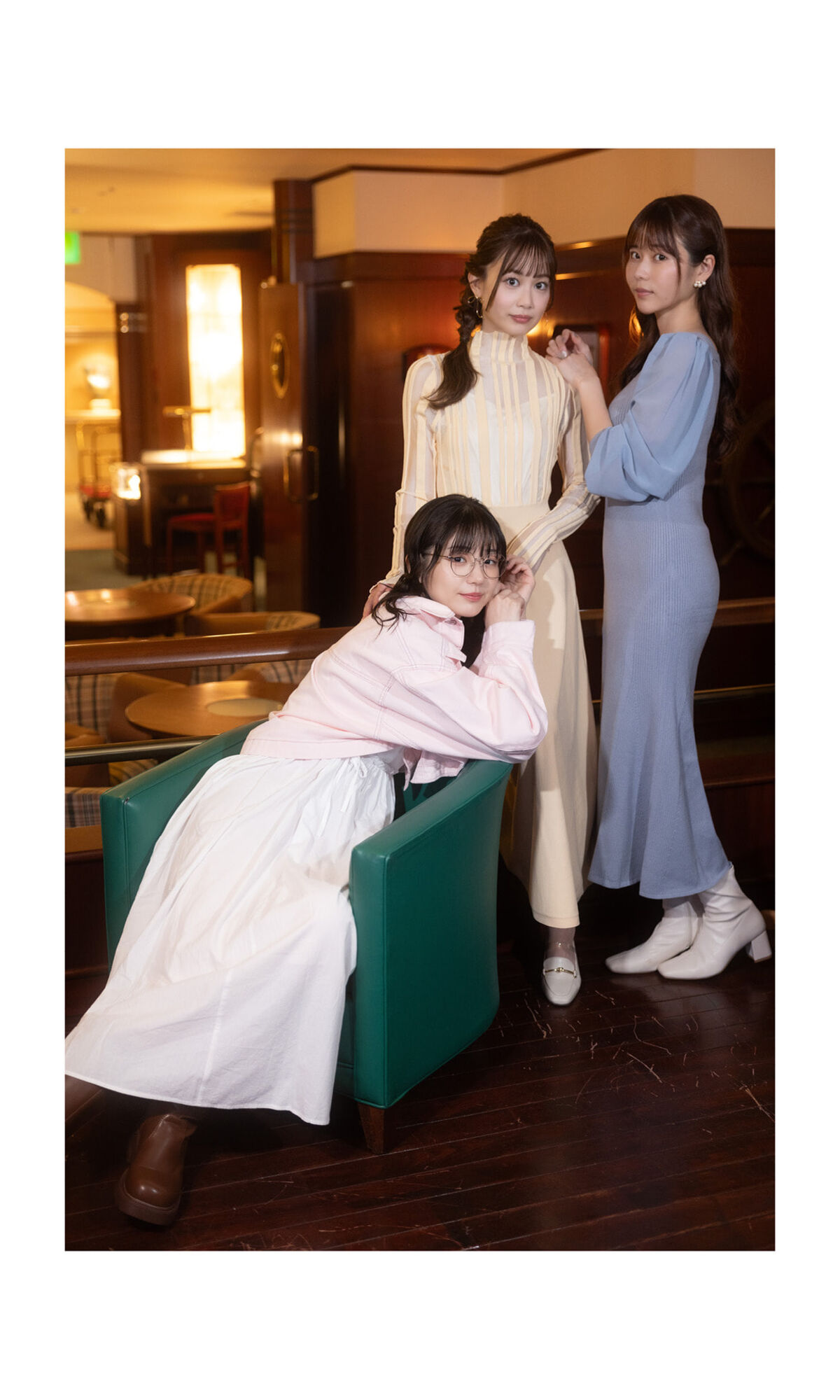 Kasumi Hasegawa 長谷川かすみ and Yui Ito 伊藤優衣 and Yuki Mizuhara 水原ゆき - デジタル限定