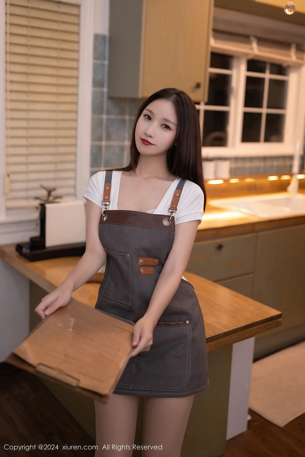 XiuRen秀人网 No.9335 杏子Yada