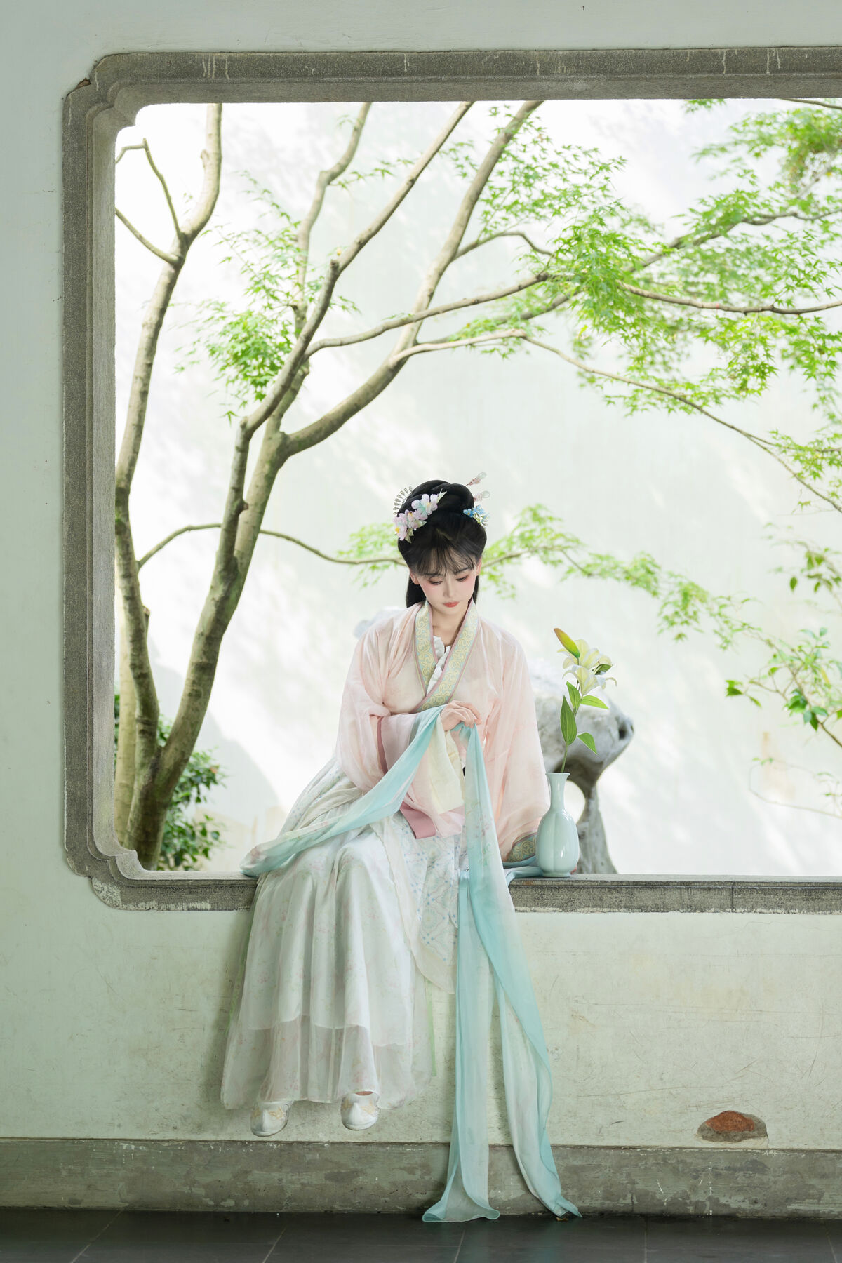 YiTuYu艺图语 Vol.10585 Jiao Yi Zhi Sui Sui 24 YiTuYu艺图语 Vol.10585 Jiao Yi Zhi Sui Sui