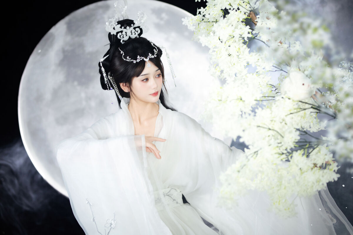 YiTuYu艺图语 Vol.10327 Yi Zhi Da Da Da Li Zi