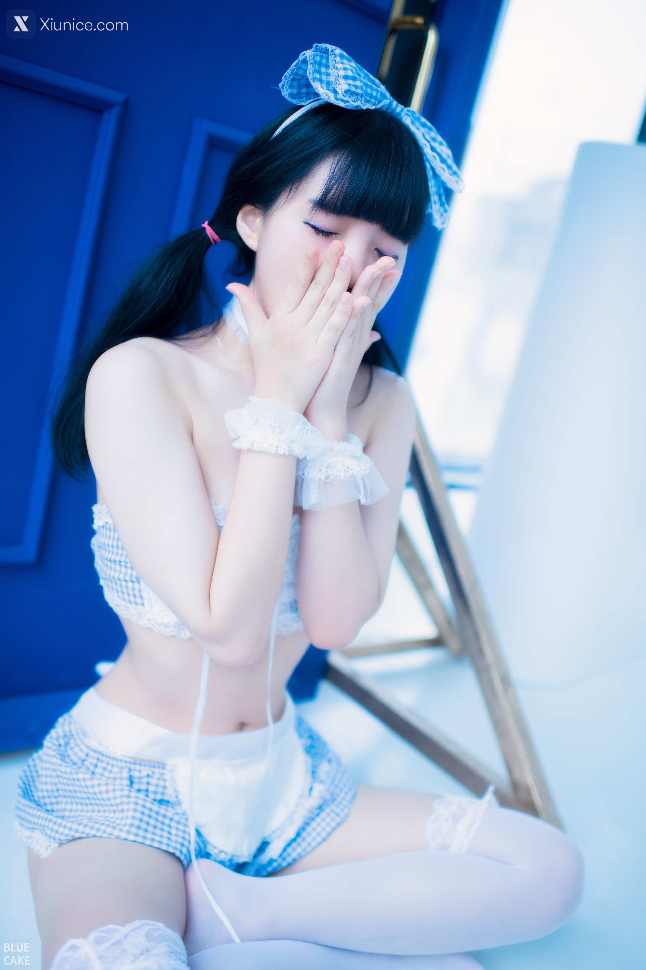 BLUECAKE Jeong Jenny (정제니) – WHITE 4K