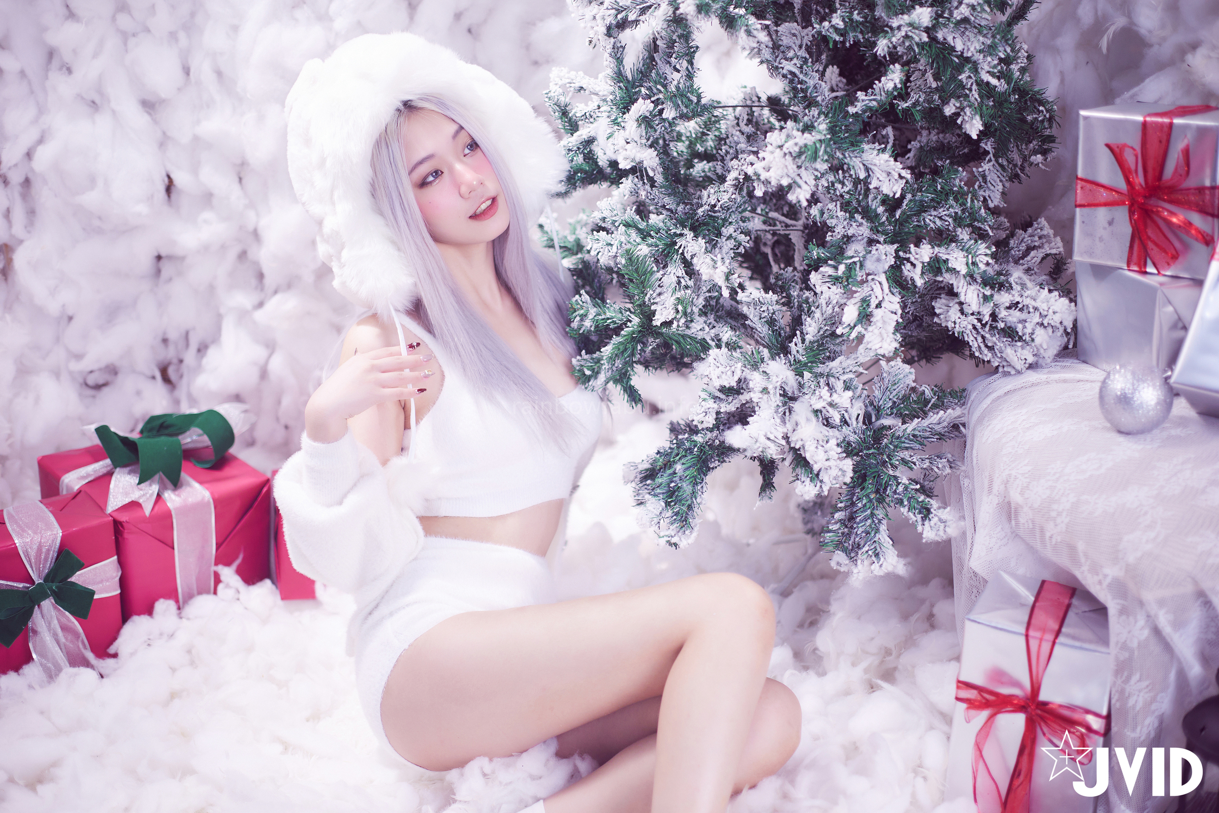 [JVID] Verna – 性感的愛死寂寞人雪女Verna陪你度過聖誕寒冬