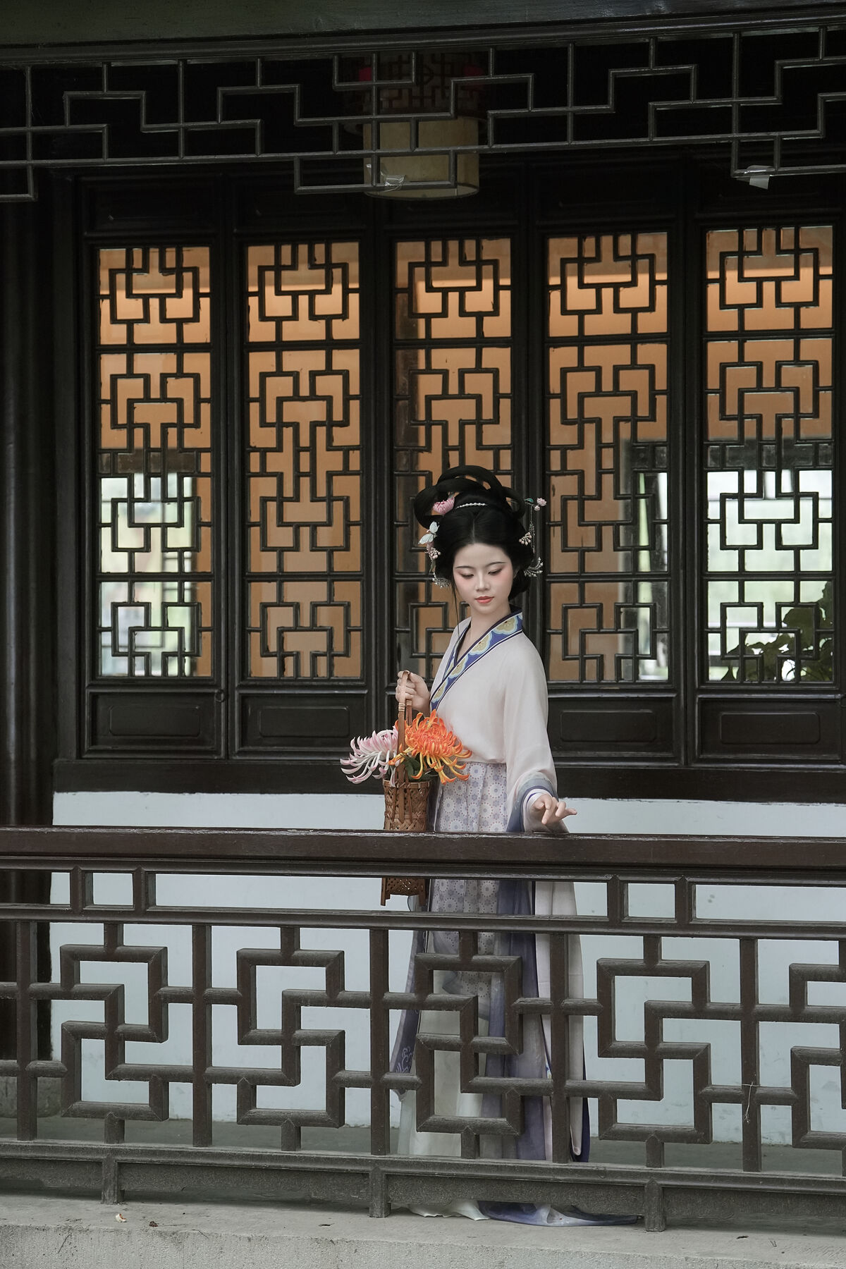 YiTuYu艺图语 Vol.10526 Qi Qi