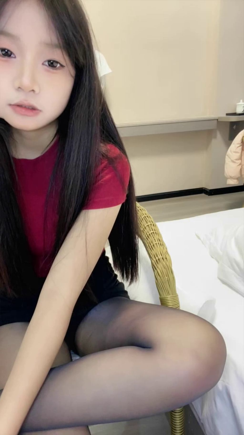 可可西西: 纯欲系少女 12.2-12.5收费大秀 21 可可西西: 纯欲系少女 12.2-12.5收费大秀