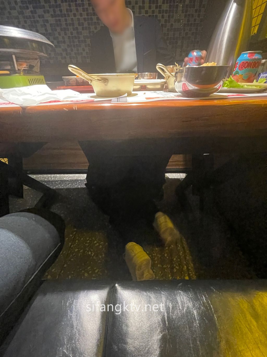 [OtherXXX] 小可爱： 绿帽癖NTR夫妻 旅拍露出