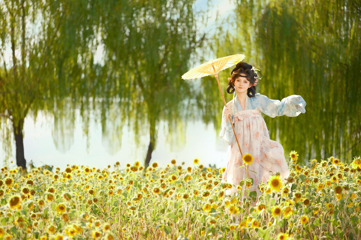YiTuYu艺图语 Vol.10314 Song Bing Jiu Jiu