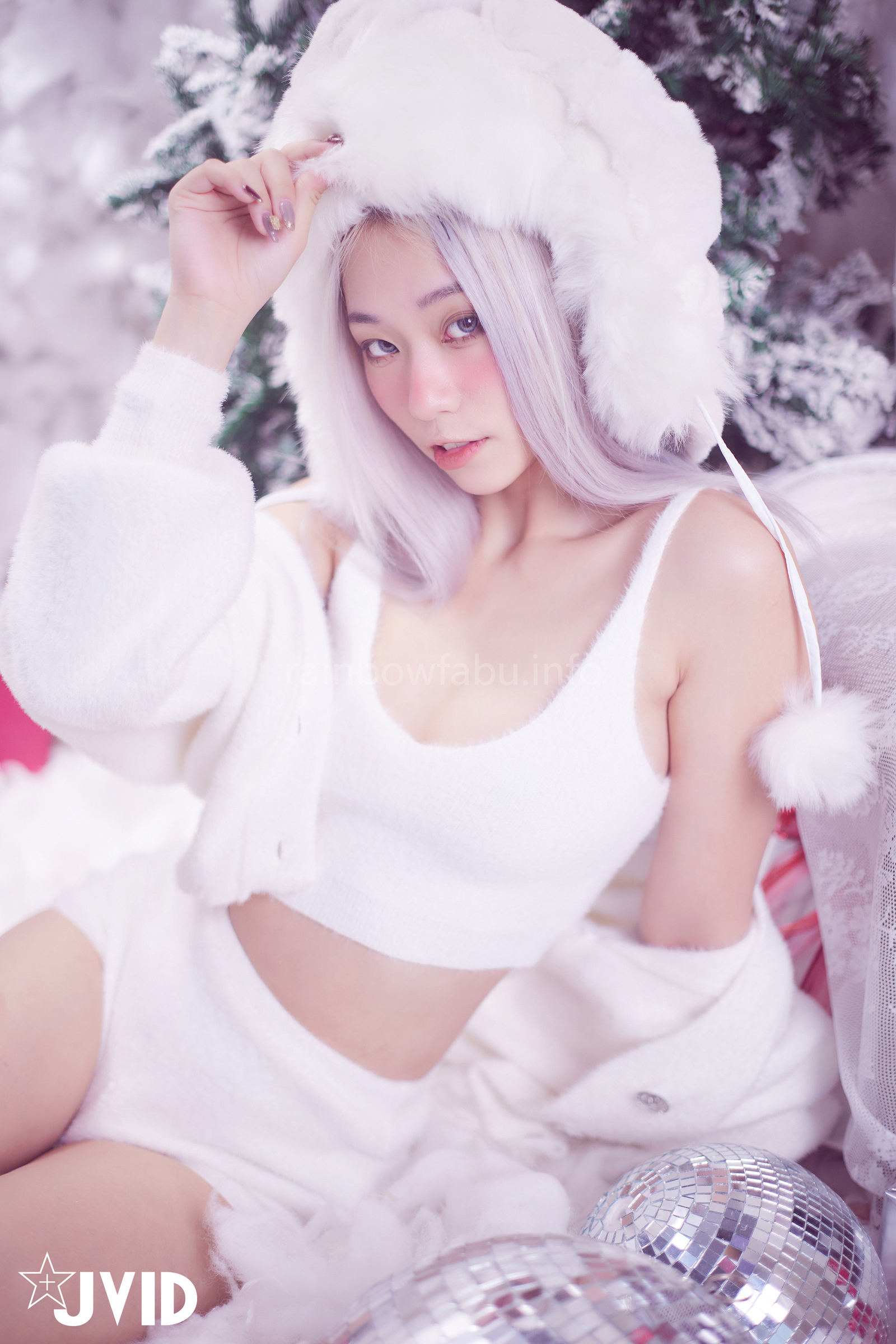 [JVID] Verna – 性感的愛死寂寞人雪女Verna陪你度過聖誕寒冬
