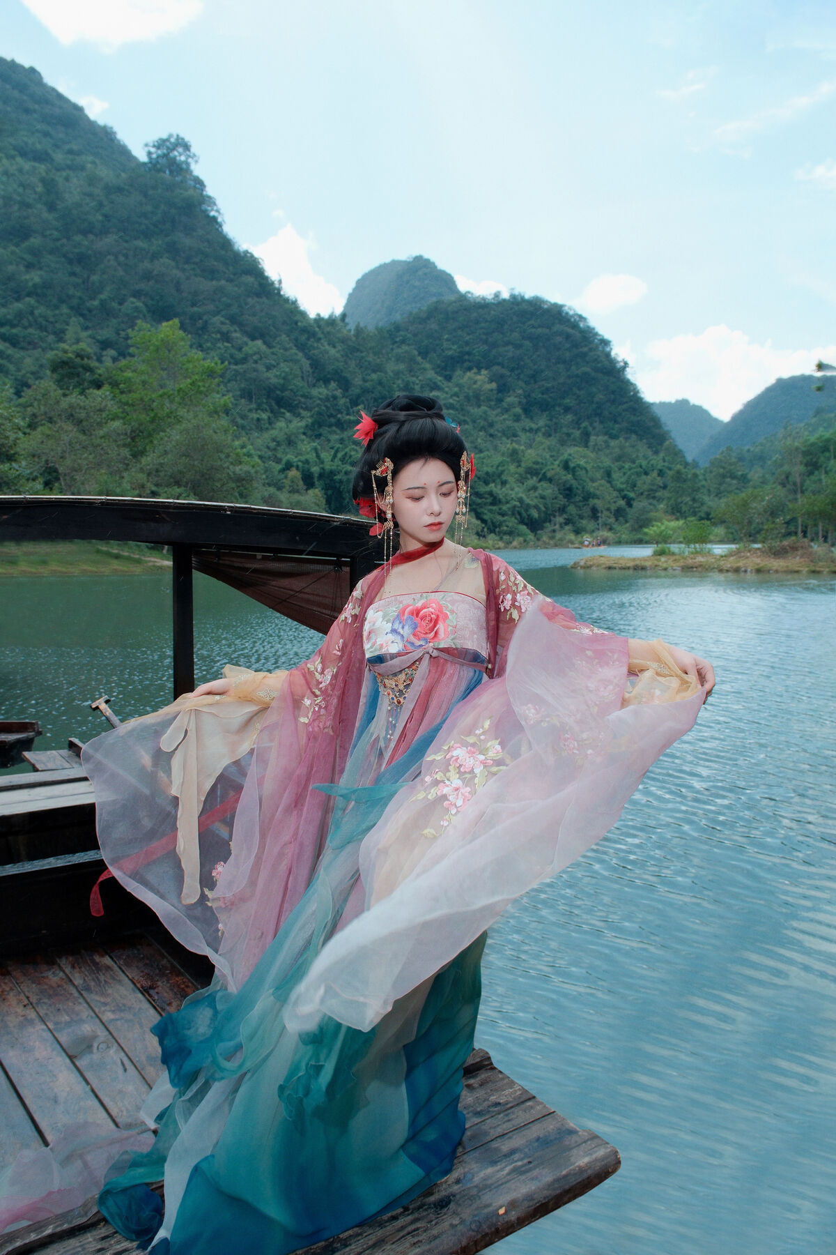 YiTuYu艺图语 Vol.10541 Yi Xin