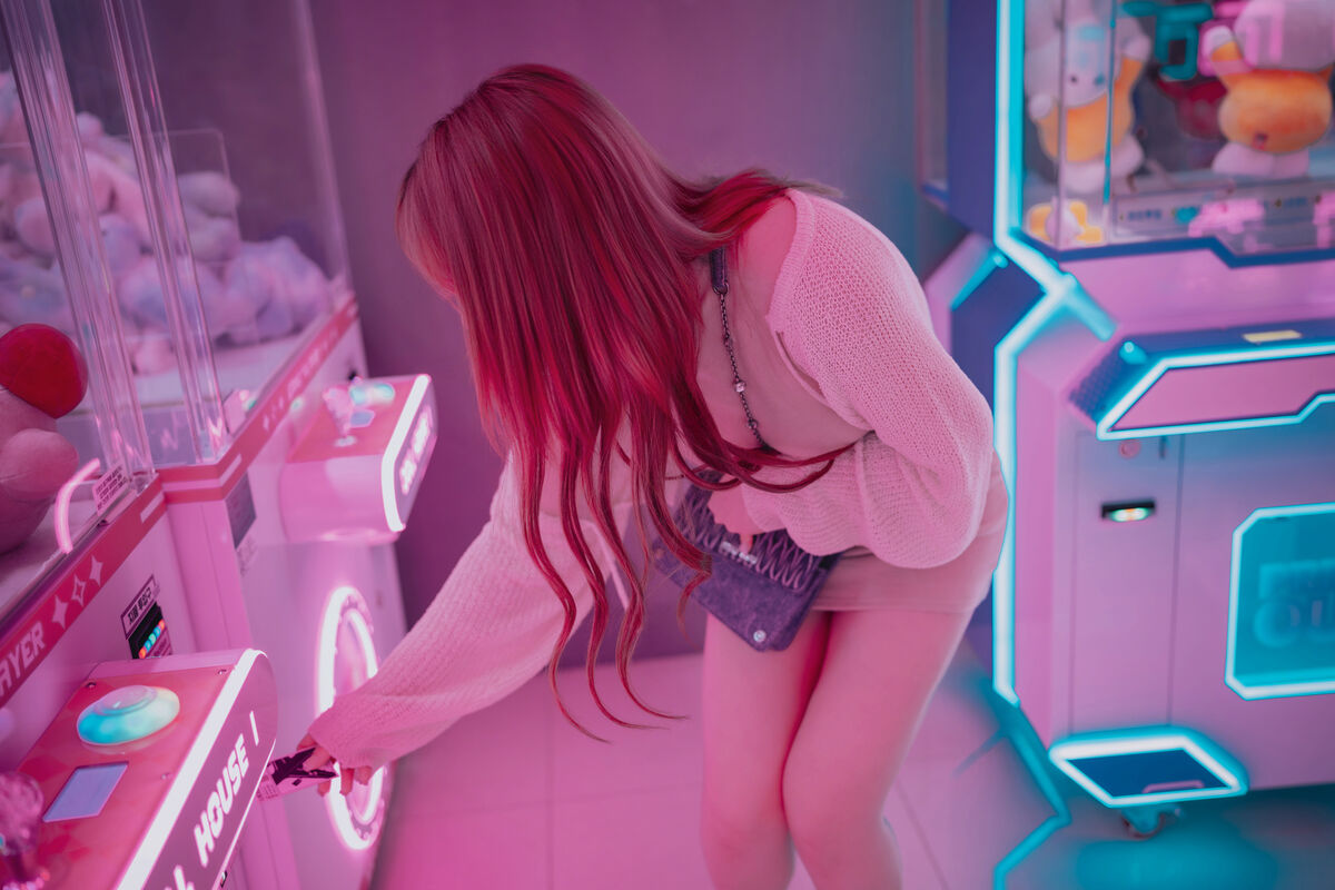 DJAWA Son Ye-Eun 손예은 - Happy Solo Birthday Part01
