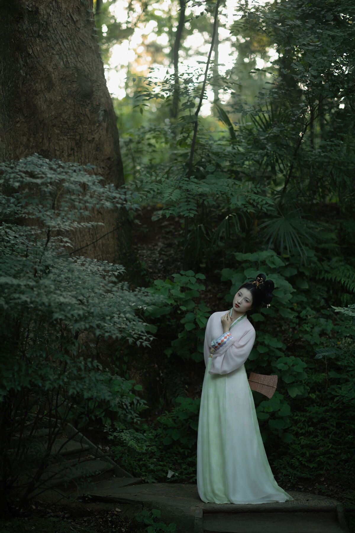 YiTuYu艺图语 Vol.10483 Qi E Rong Rong