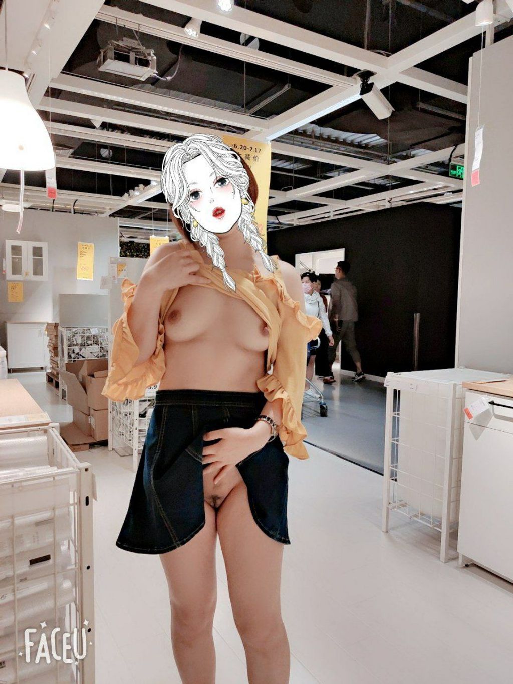 [OtherXXX] 一枫叶子： 人前露出极品露出合集