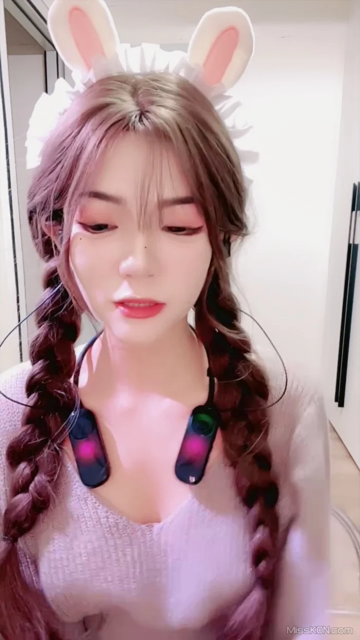 顾只只(苏晴)： 甜御完美结合的喷水姬女神视频合集 #04