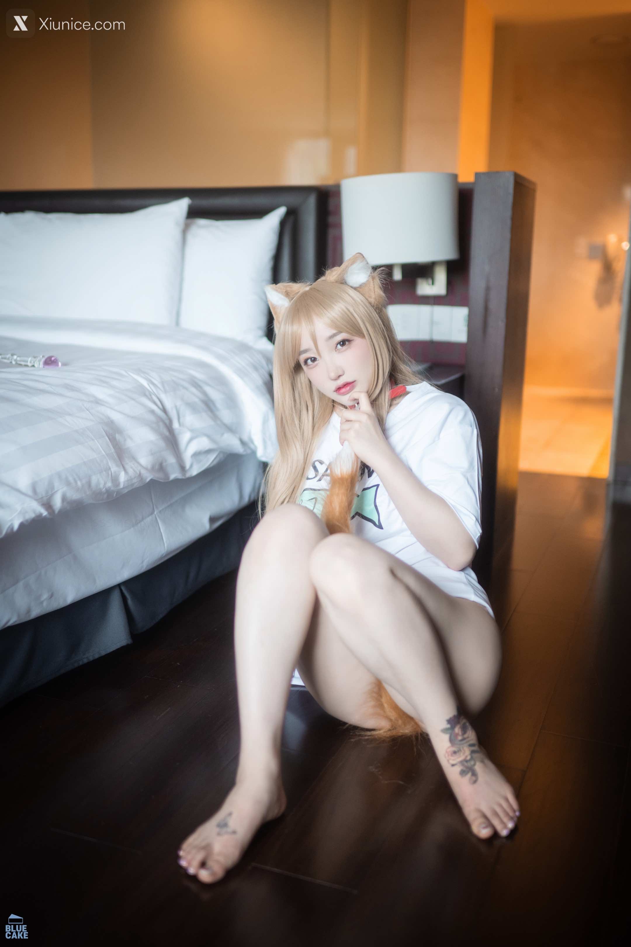 BLUECAKE Son Ye-Eun (손예은) – Puss Puss (+RED Ver + COSPLAY) 4K