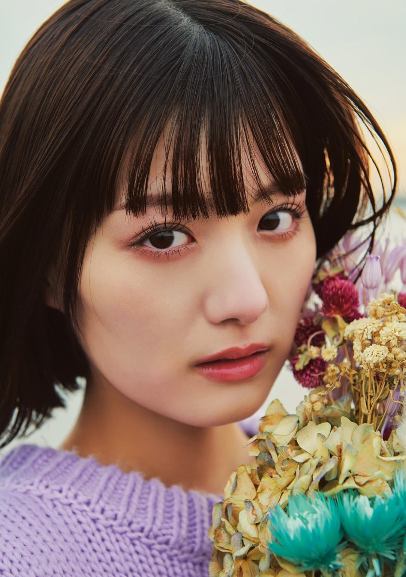 [Photobook] 鶴嶋乃愛 1stフォトエッセイ 微睡む花の様に