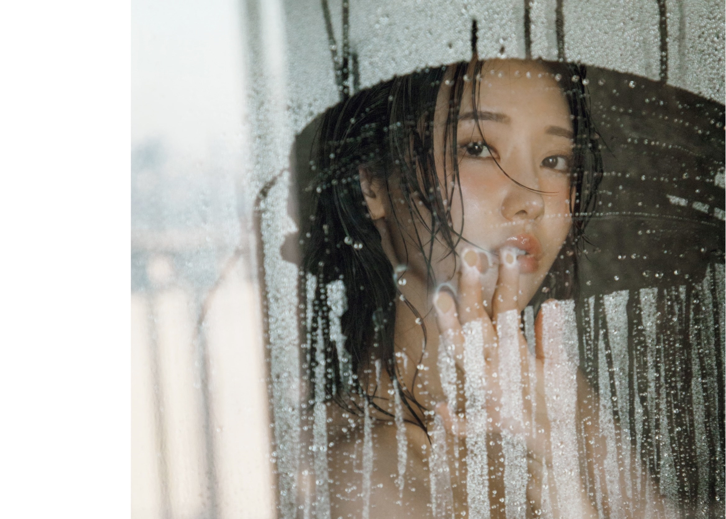 [Photobook] 志崎樺音1st写真集 unplugged