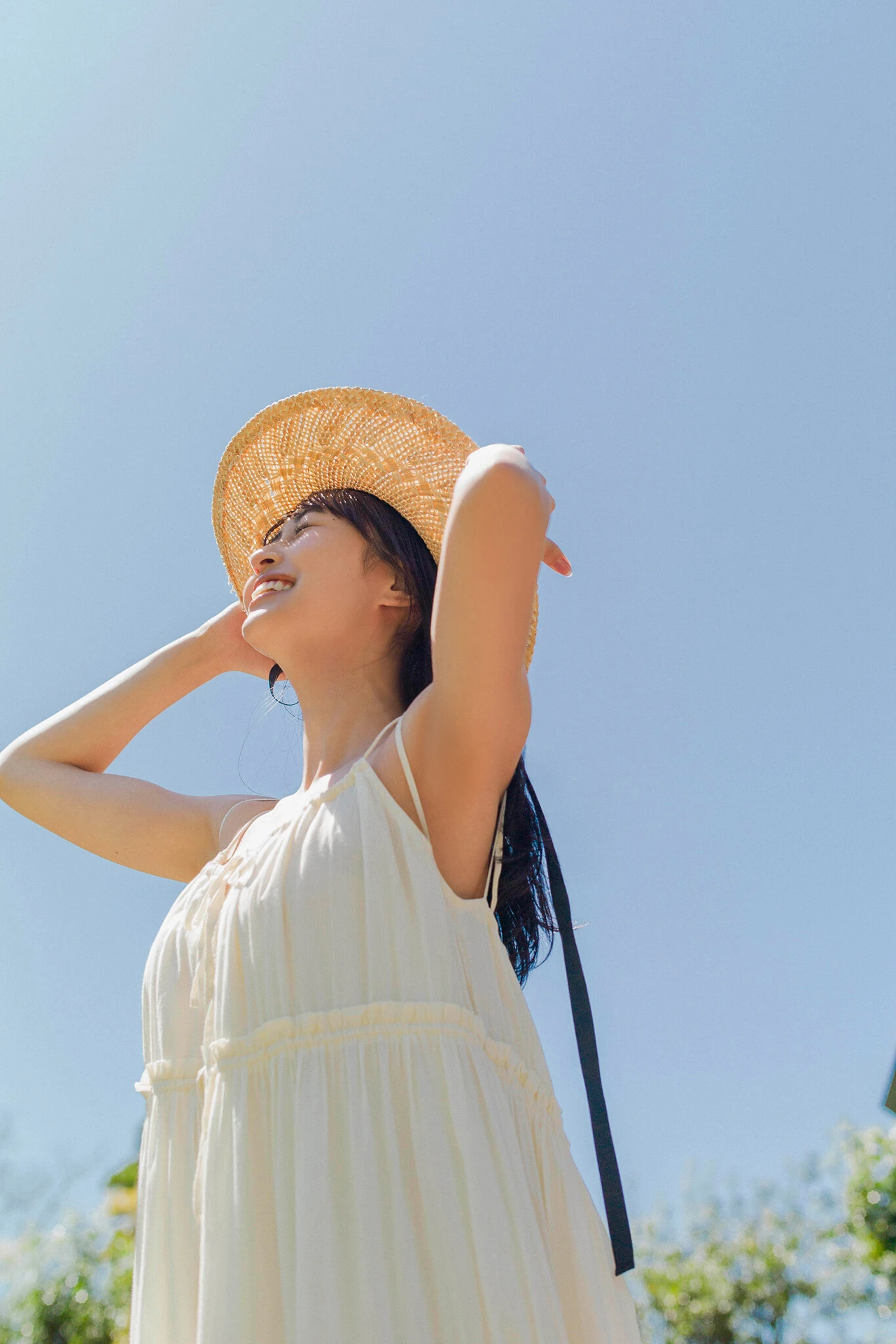 Aoi Mizobata 溝端葵, FRIDAYデジタル写真集 「夏のはじめ」