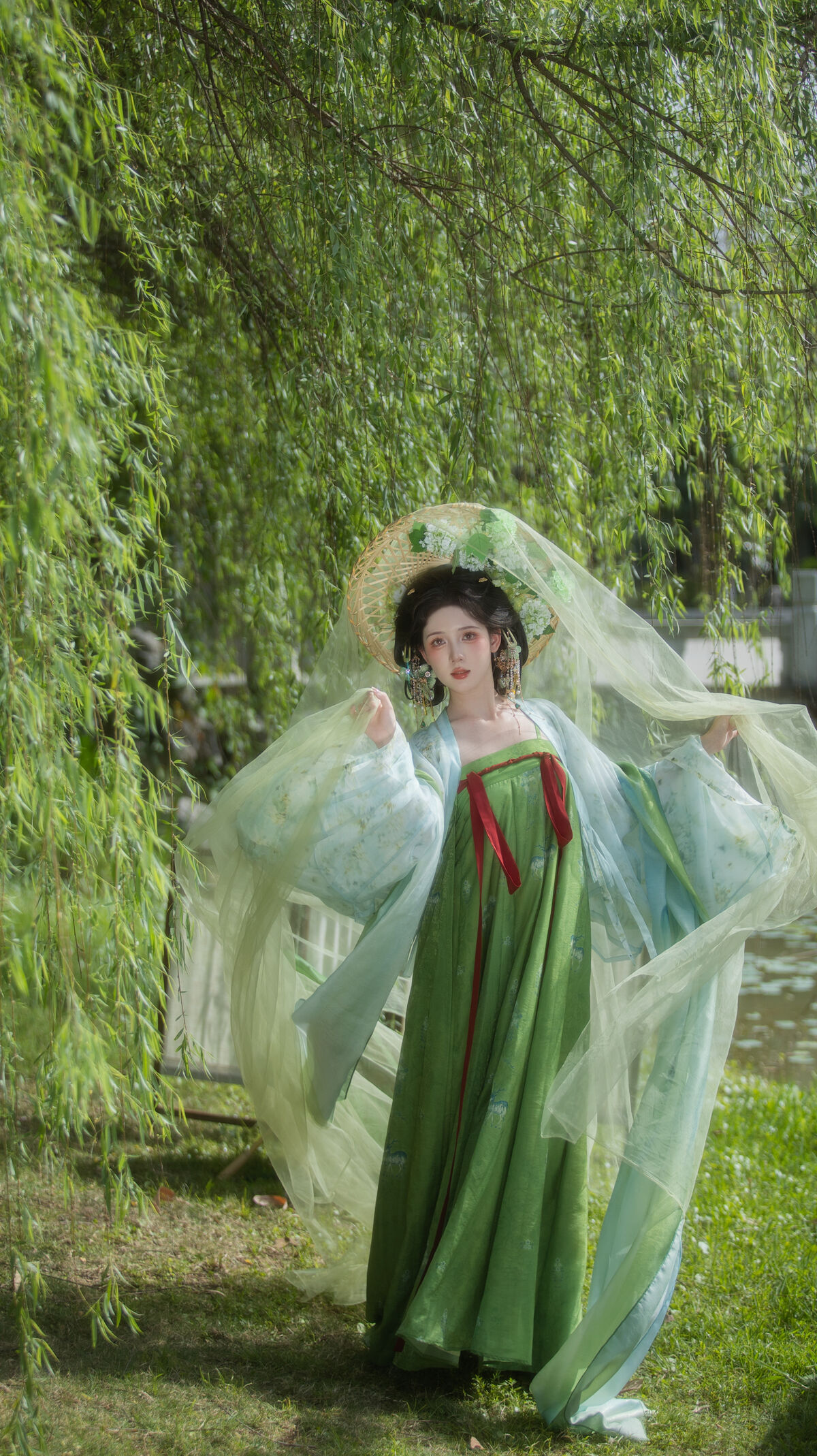 YiTuYu艺图语 Vol.10514 Yi Ming