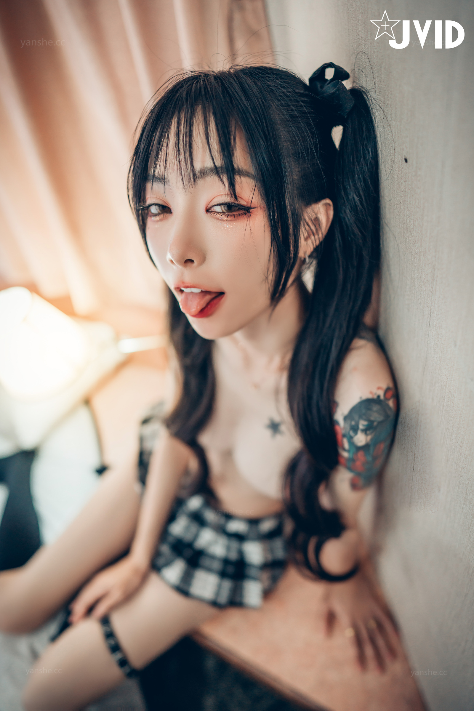 [JVID] 飄飄哥 – 色色妄想系列 校花也是大姐頭