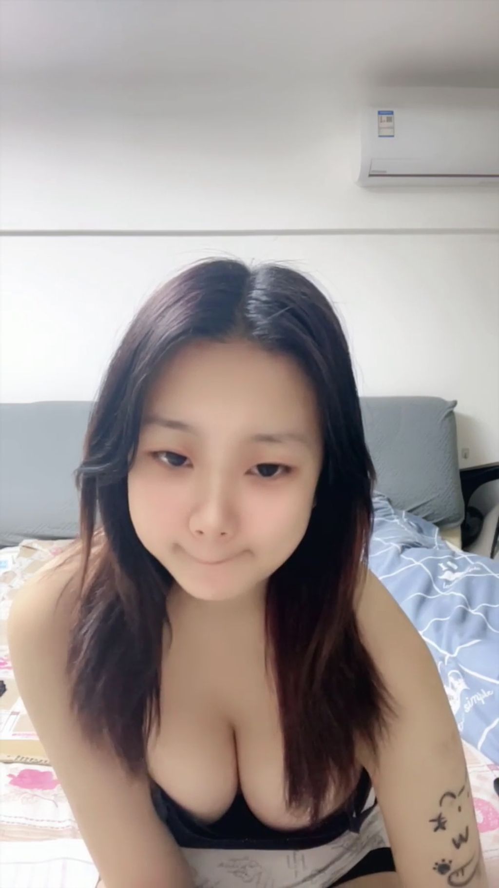 少女依依: G乳学妹下海赚学费 07女大网红 #01 23 少女依依: G乳学妹下海赚学费 07女大网红 #01