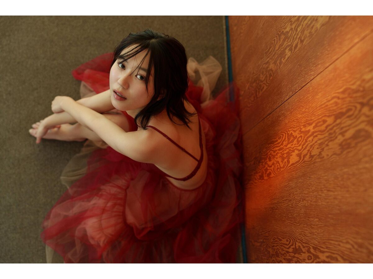 Kawamichi Sara 川道さら - 虹色シャワー PARADEデジタルフォトブック
