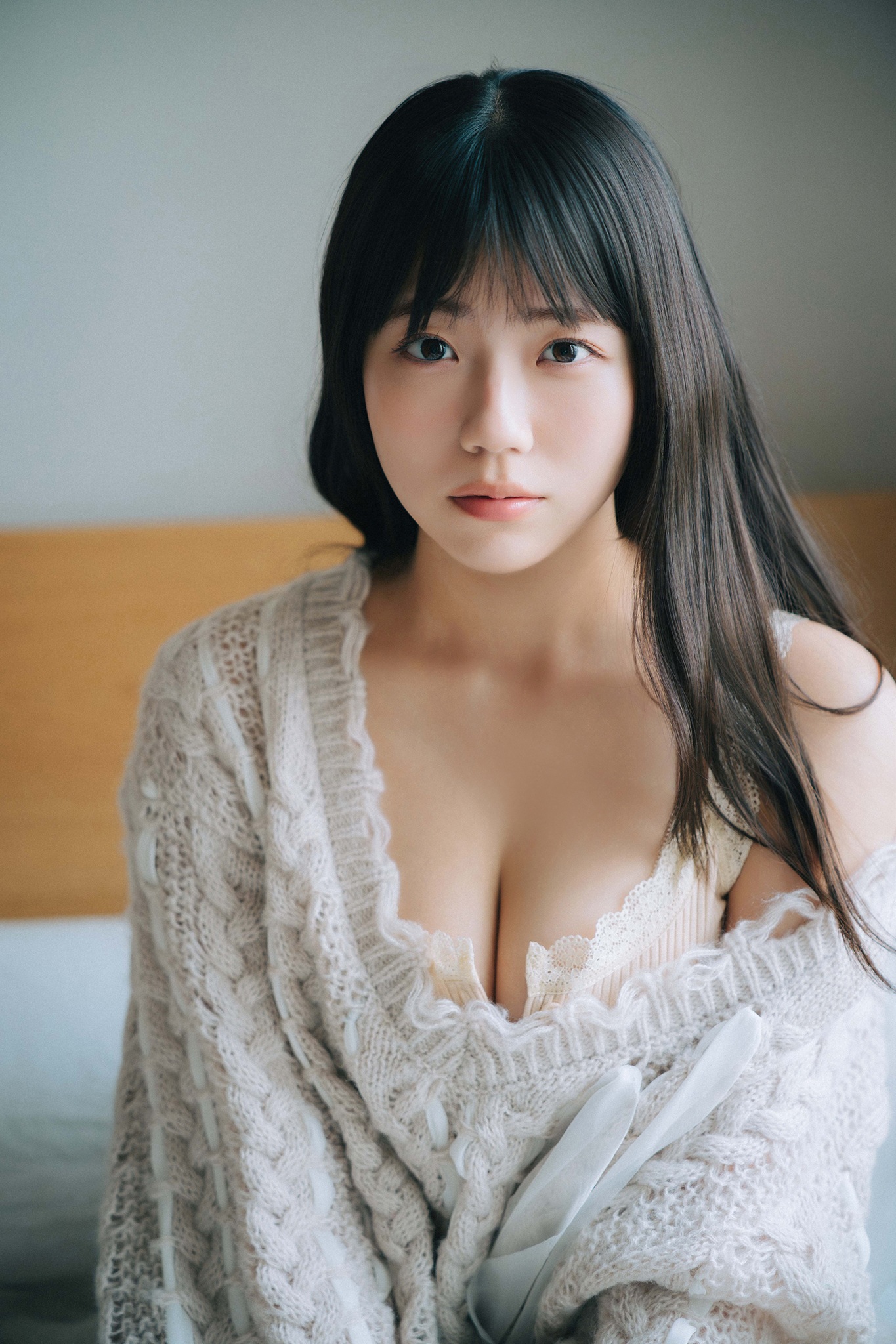 [Photobook] STU48 工藤理子「LOOK ME！！」【ヤングチャンピオンデジグラ】