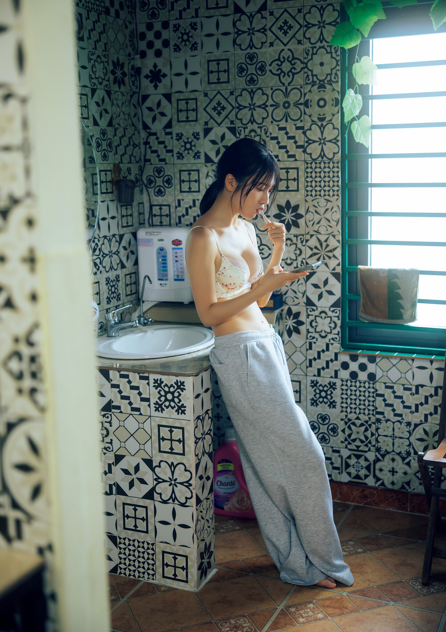 [Photobook] 2026.03.25 奥ゆい 1st写真集 ゆいゆい