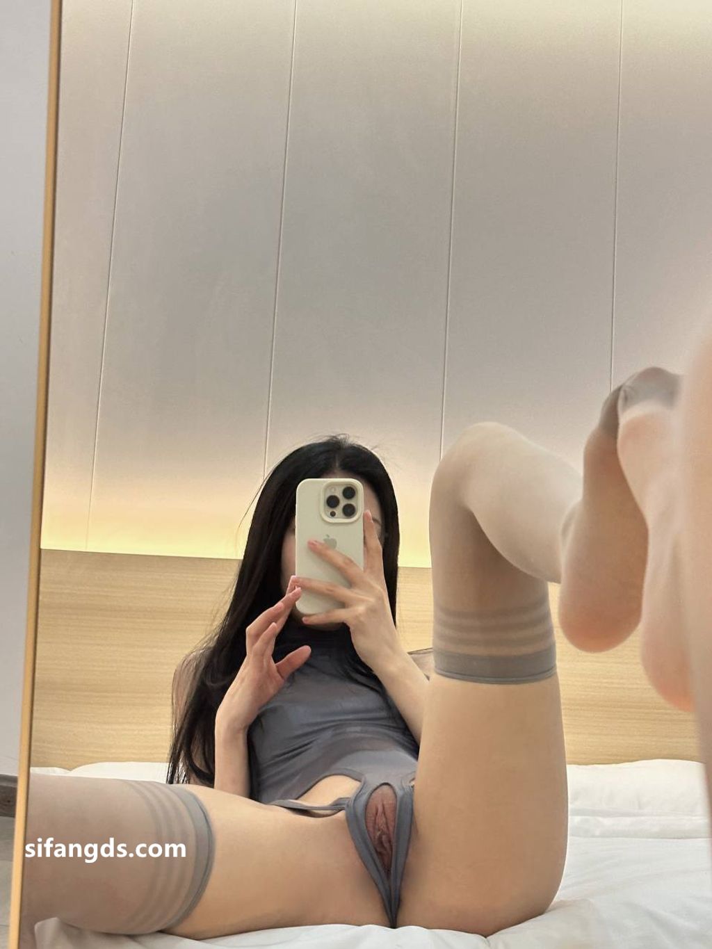 SKLYOLO斯凯丽: 高挑高冷御姐 自慰XO口交裸舞福利 222 SKLYOLO斯凯丽: 高挑高冷御姐 自慰XO口交裸舞福利