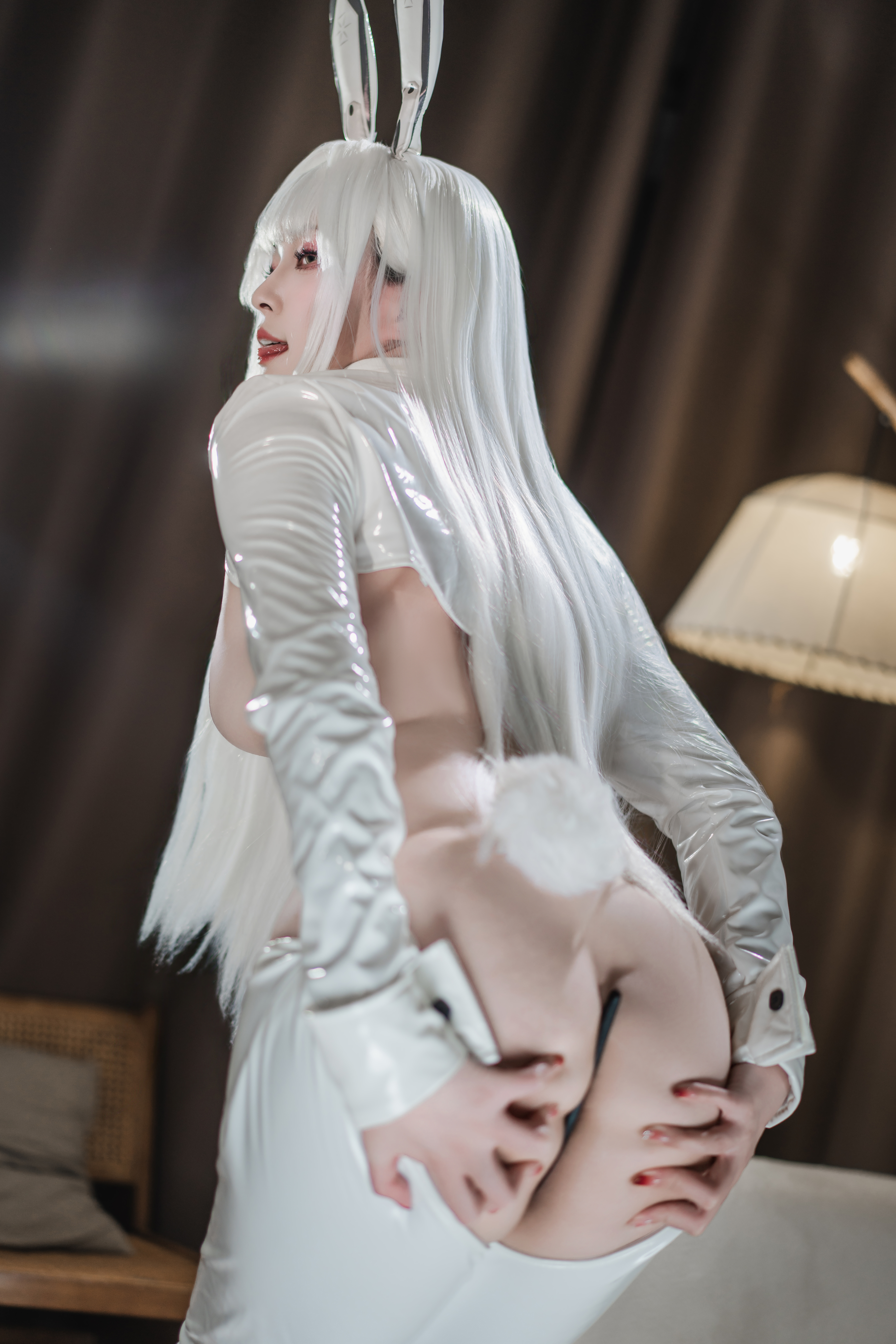 [Cosplay] Natsuko夏夏子 Nikke胜利女神 布兰儿 逆兔女郎