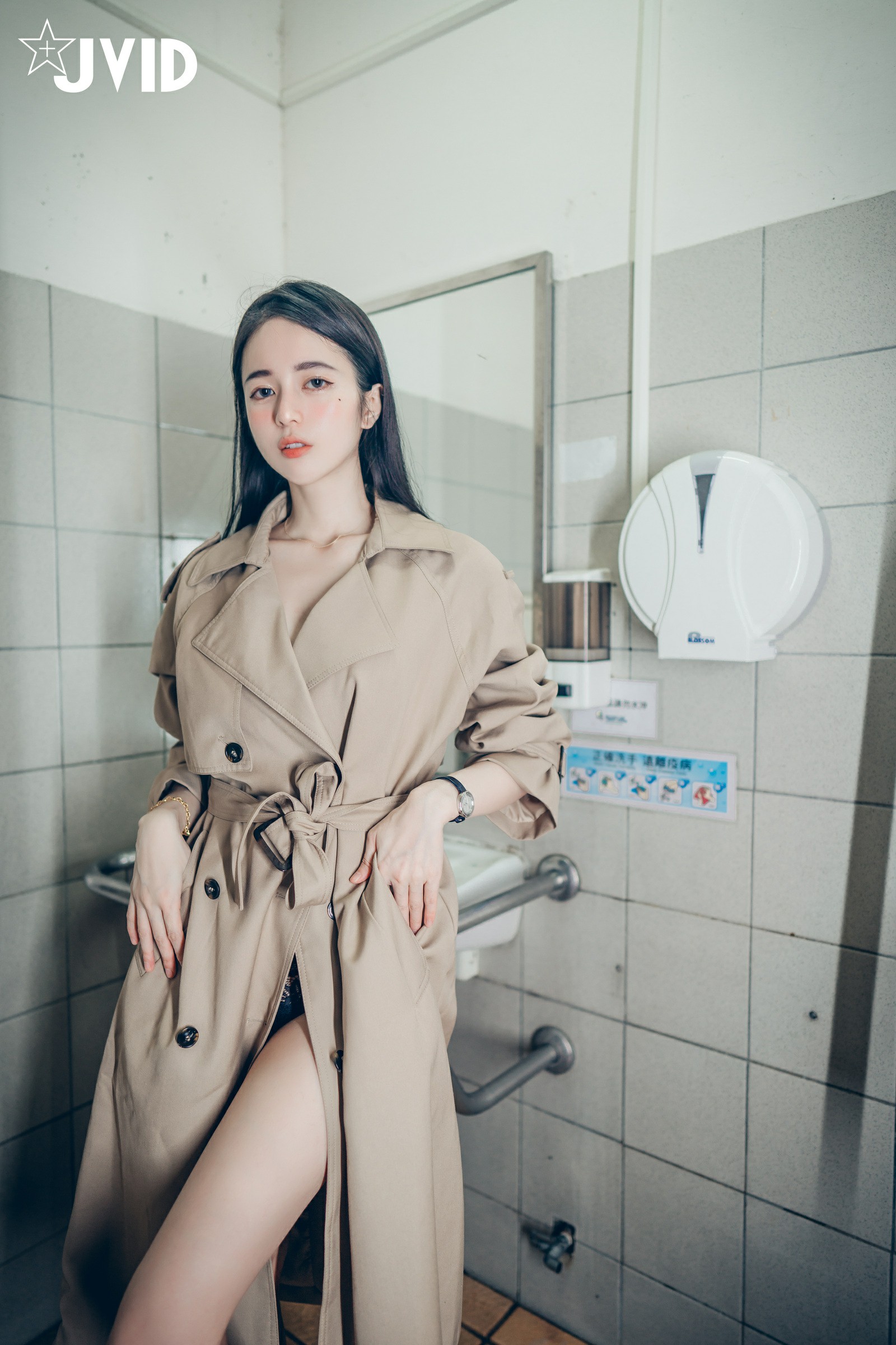 [JVID] 辰辰 – 我的暴露狂女同事