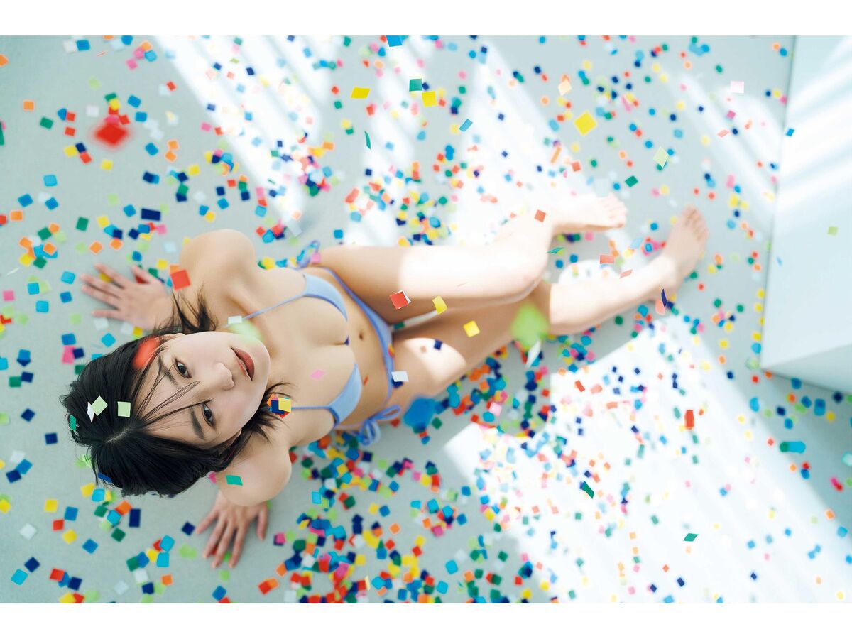 Kawamichi Sara 川道さら - 虹色シャワー PARADEデジタルフォトブック