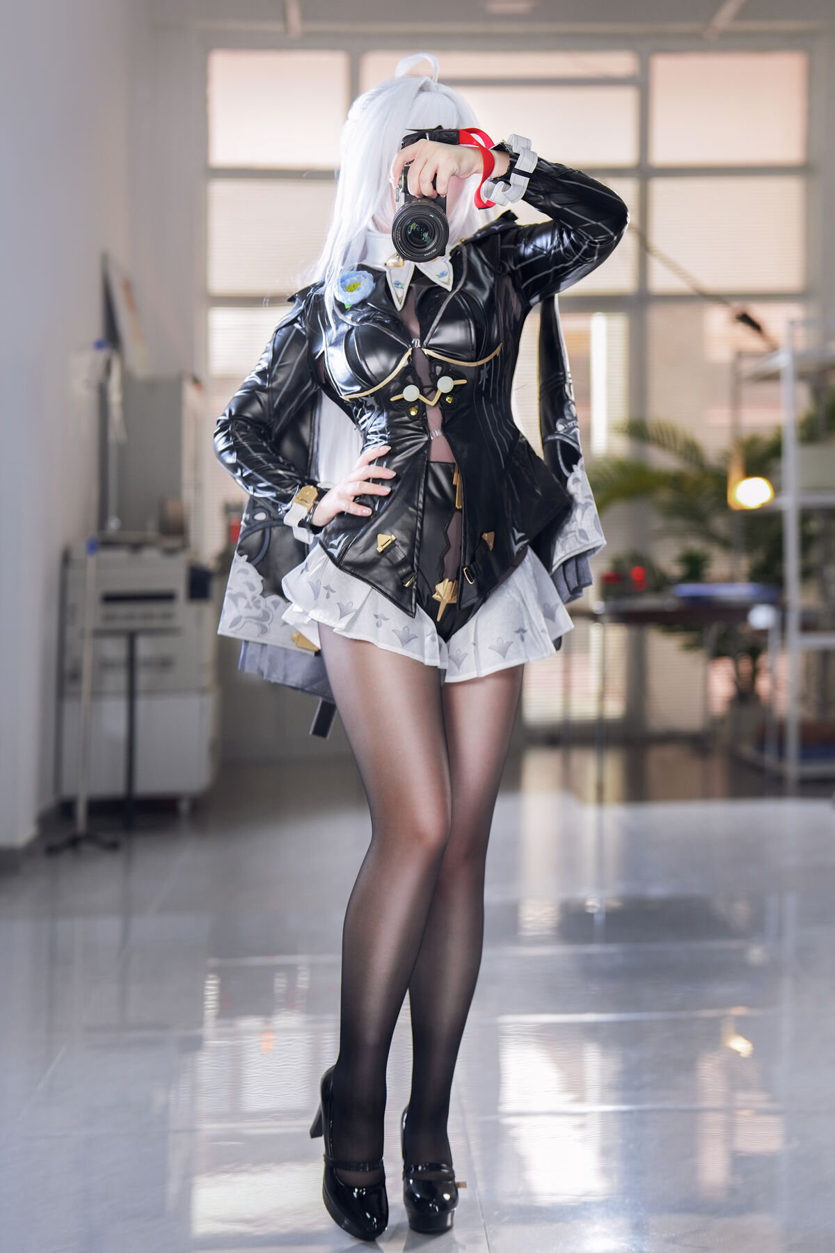 Coser@半半子 - 绝区零 儀玄師匠 墨形影踪