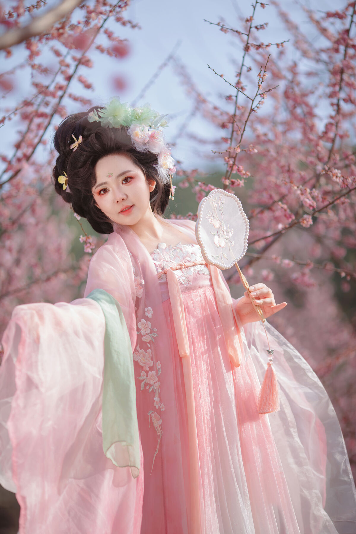 YiTuYu艺图语 Vol.10612 Liu Liu 21 YiTuYu艺图语 Vol.10612 Liu Liu