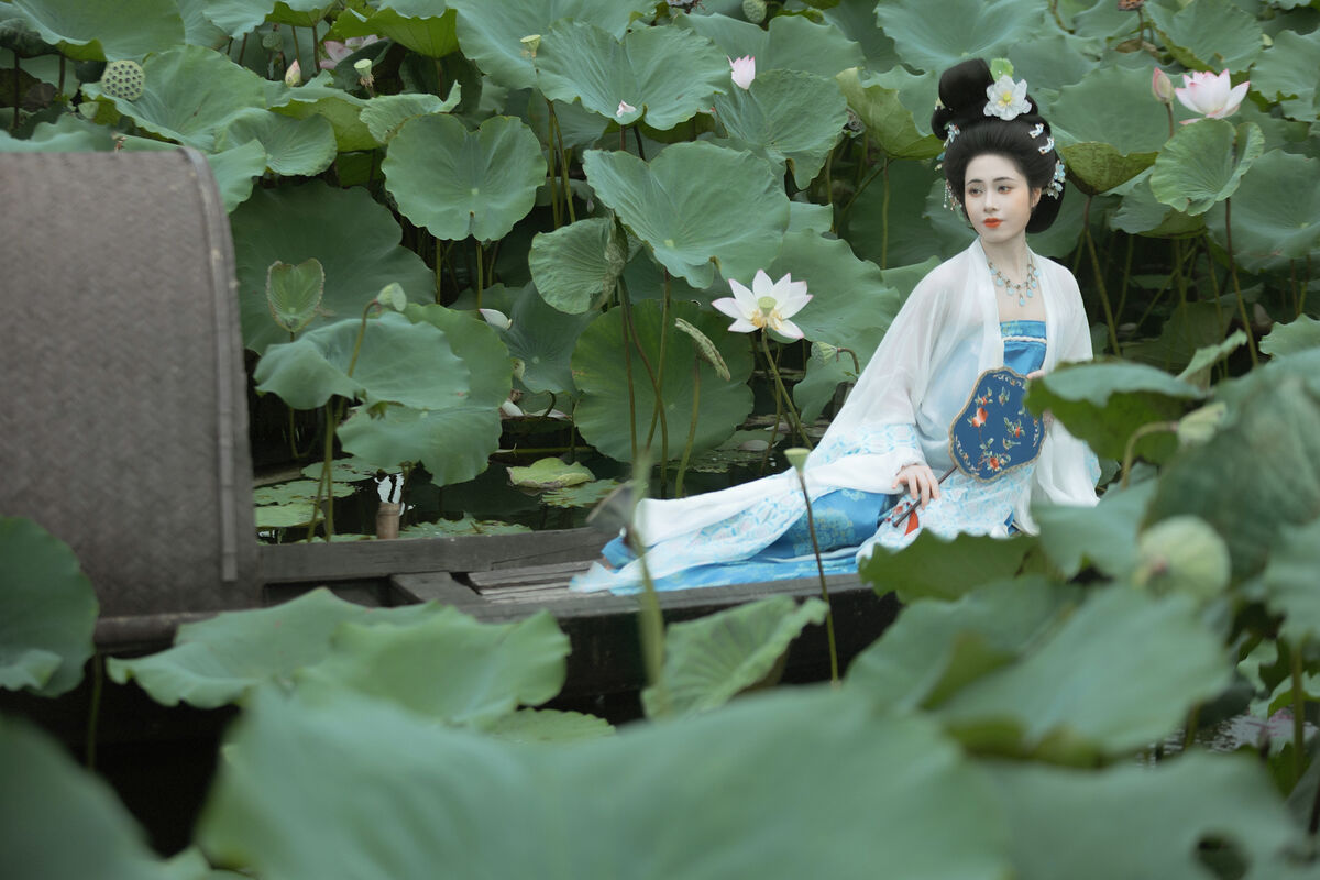 YiTuYu艺图语 Vol.10268 Mao Jiang