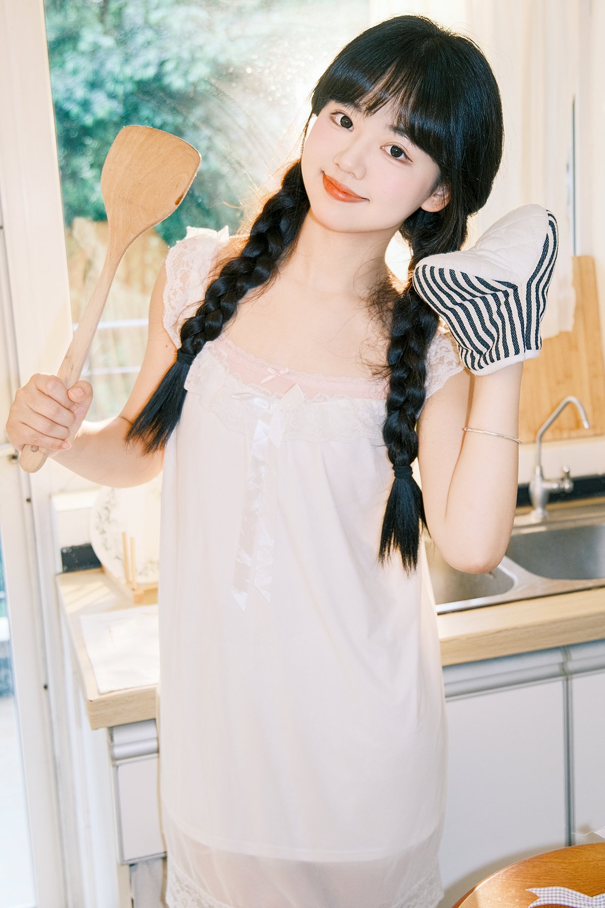 YiTuYu艺图语 Vol.10240 Xiao Li Hua Er