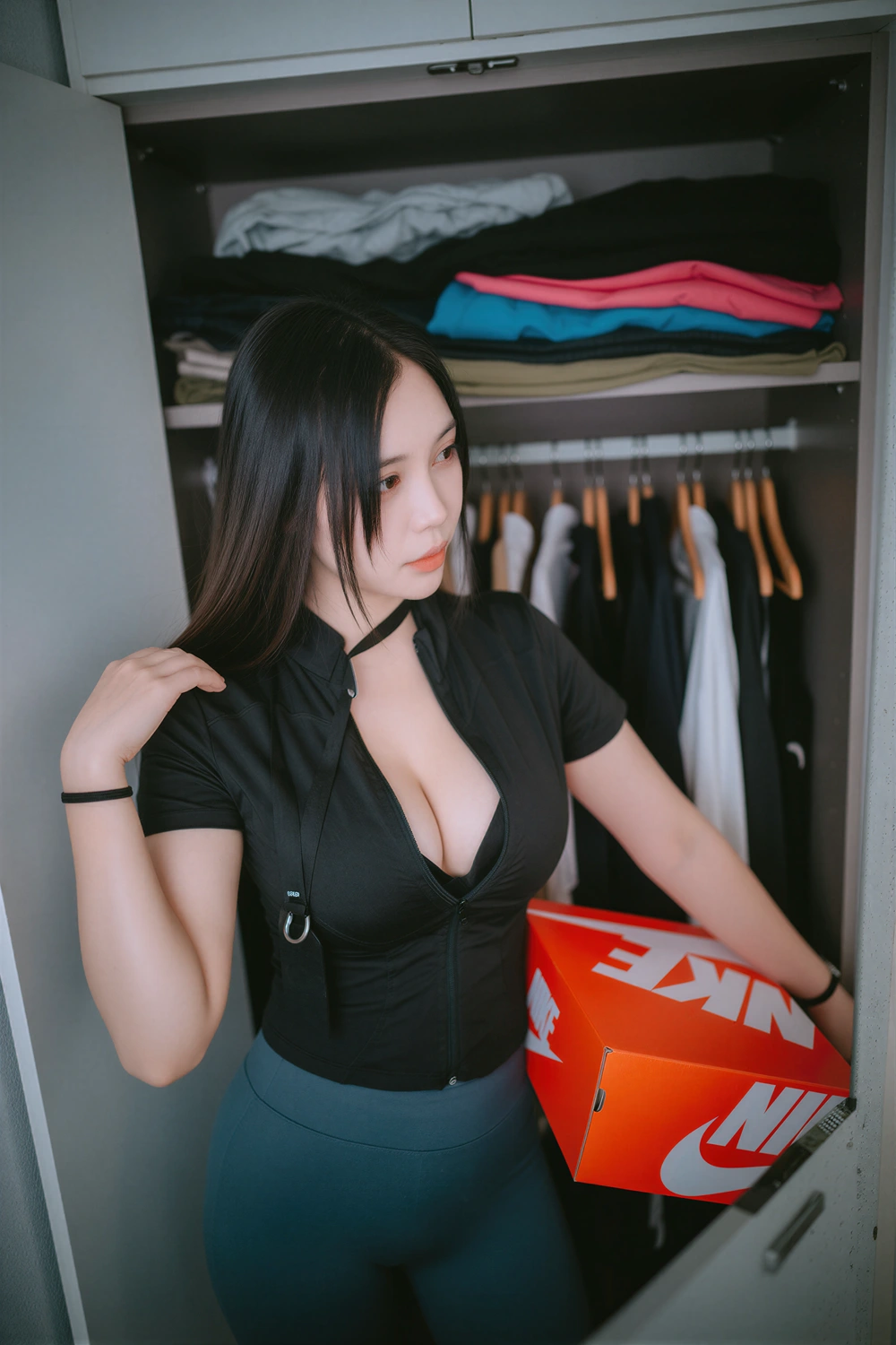 Seoahn 서안 – DJAWA 「What’s Your Size」