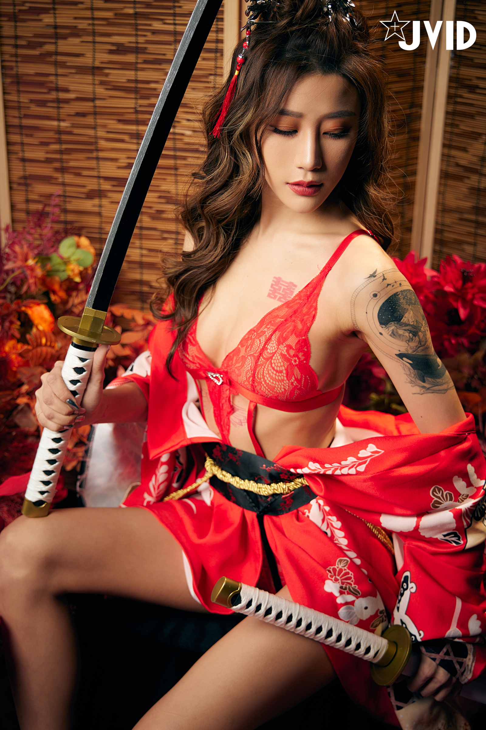 [JVID] Lara 雙囍 – 聖上寵幸首選～傾國傾城囍媚娘 婀娜多姿 酥胸外露