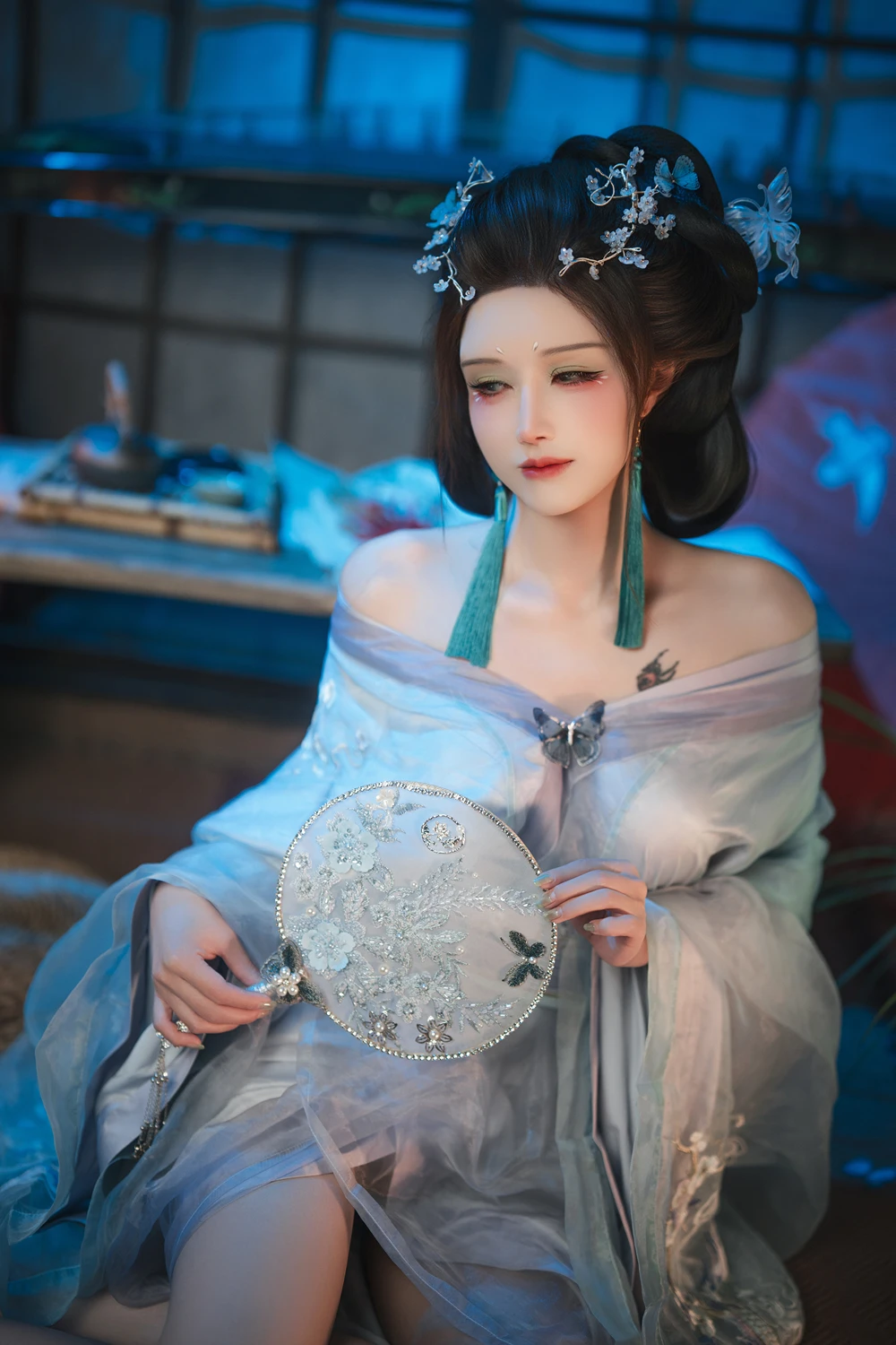 Cosplay 鹿八岁 – 碎蝶梦