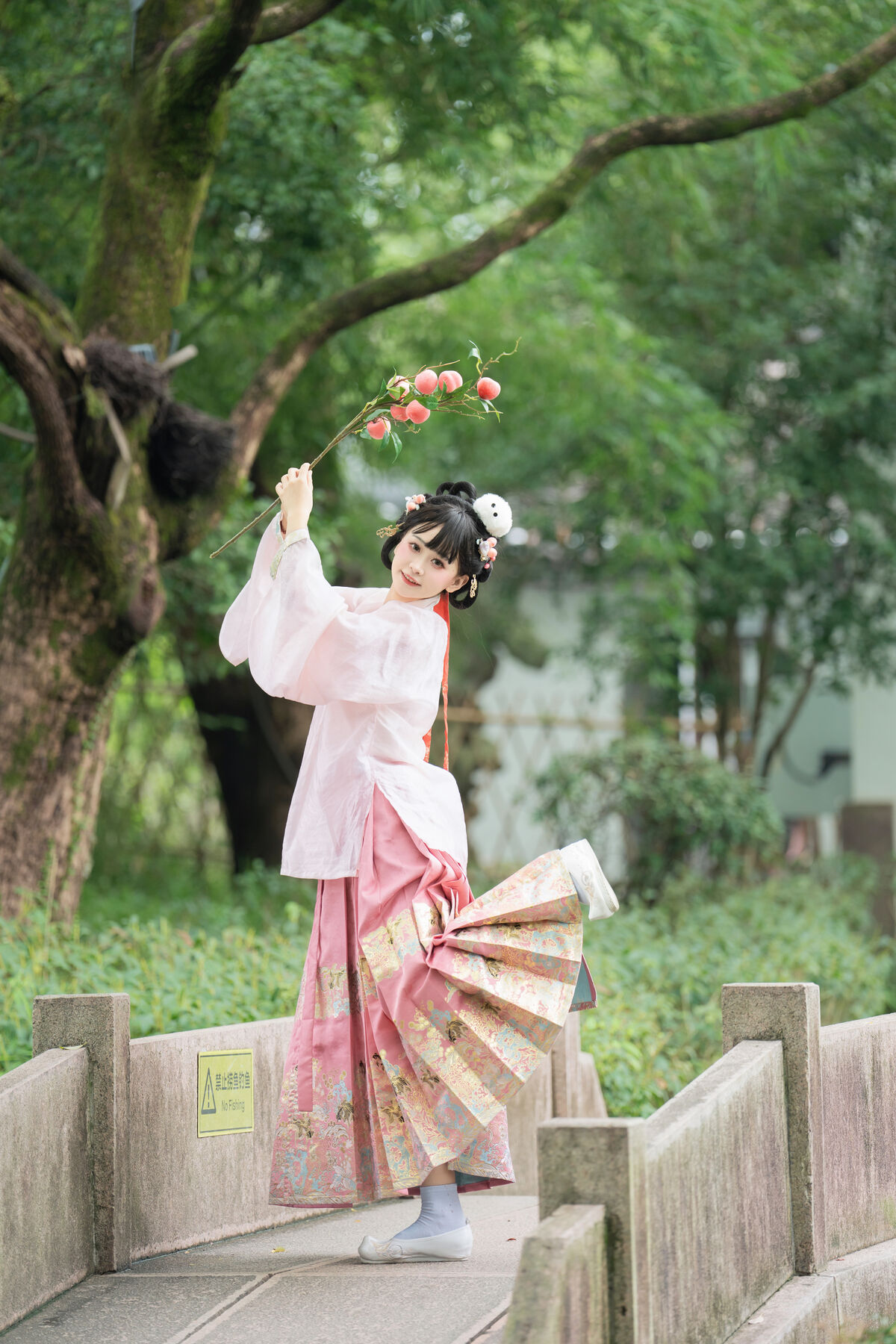 YiTuYu艺图语 Vol.10476 Jiao Yi Zhi Sui Sui