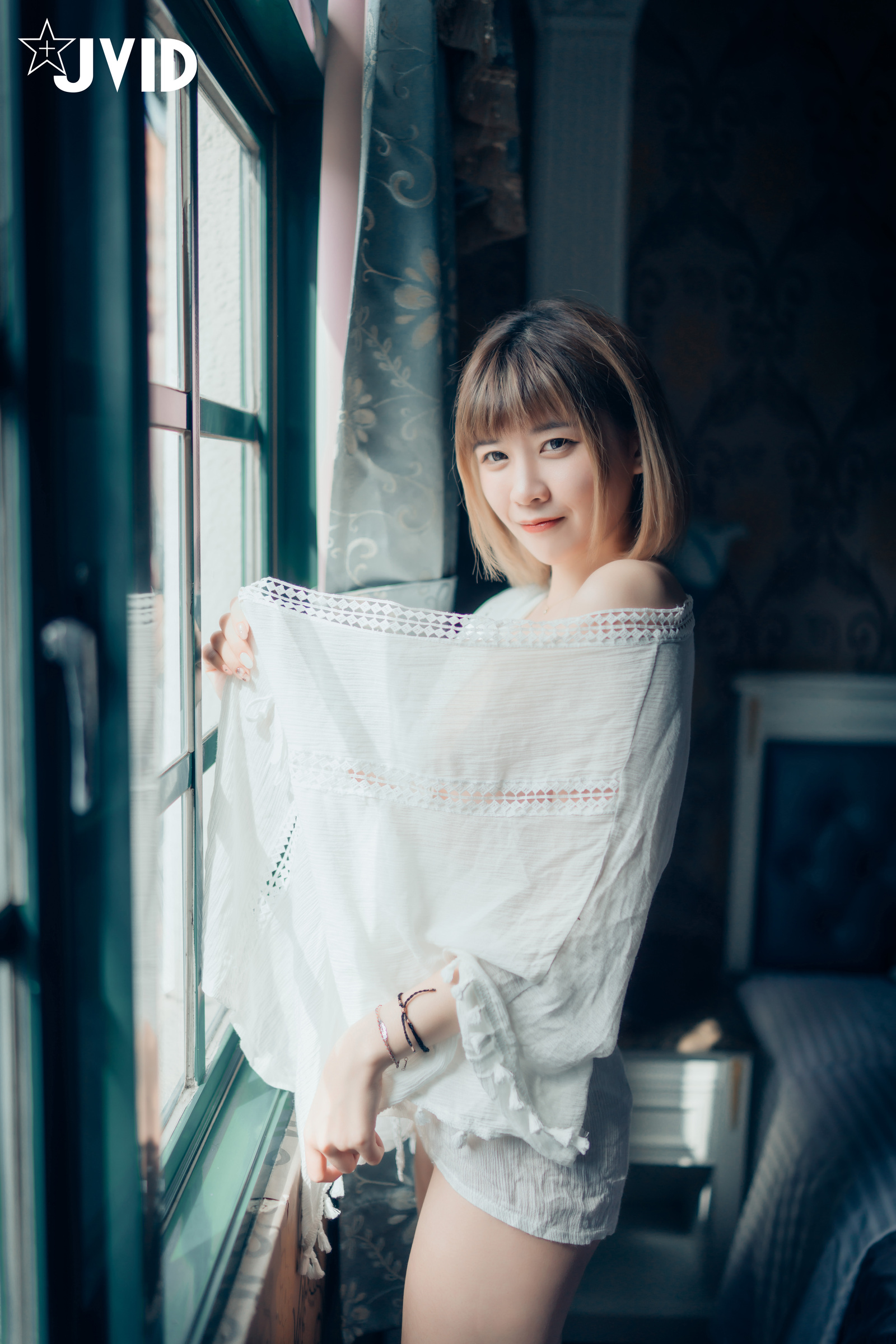 [JVID] 果寶寶 – 與巨乳女友果寶寶開房間的全裸無碼寫真