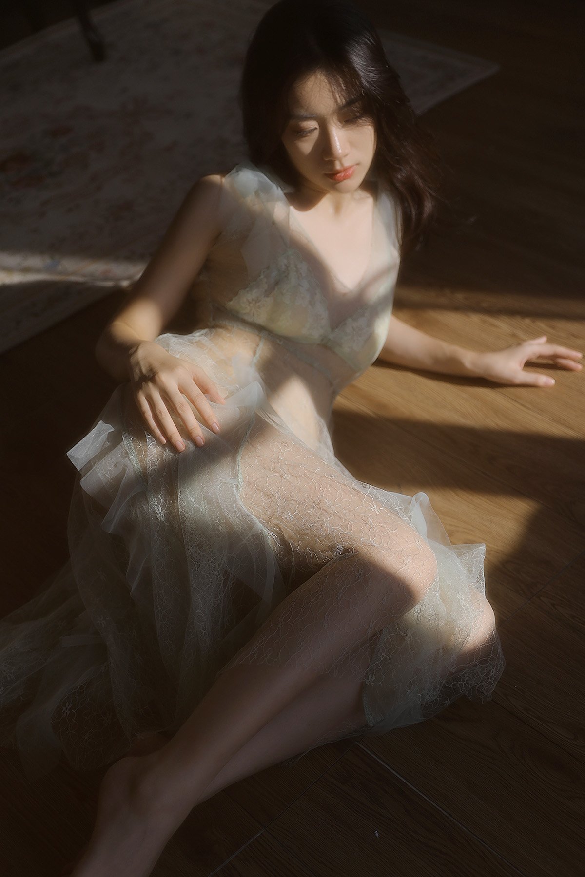 YiTuYu艺图语 Vol.10491 Liu Liu