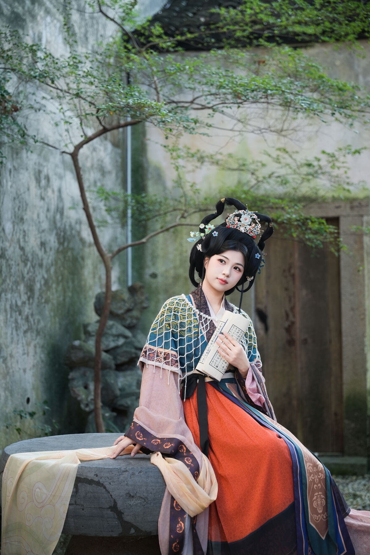 YiTuYu艺图语 Vol.10443 Qi Fu Fan Li De Mi Li