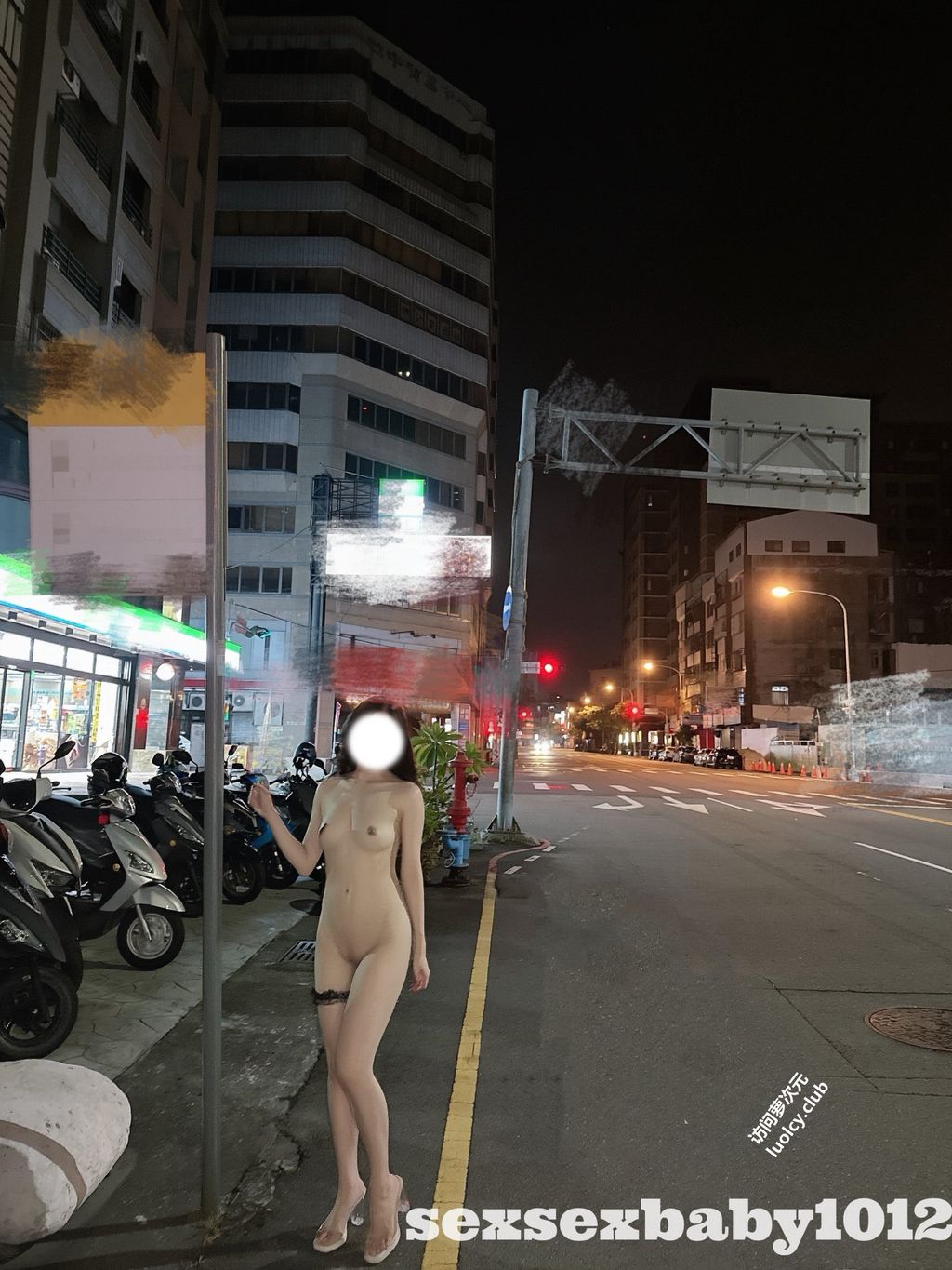 [OtherXXX] 薇安安： 极品福利姬 人前露出福利订阅