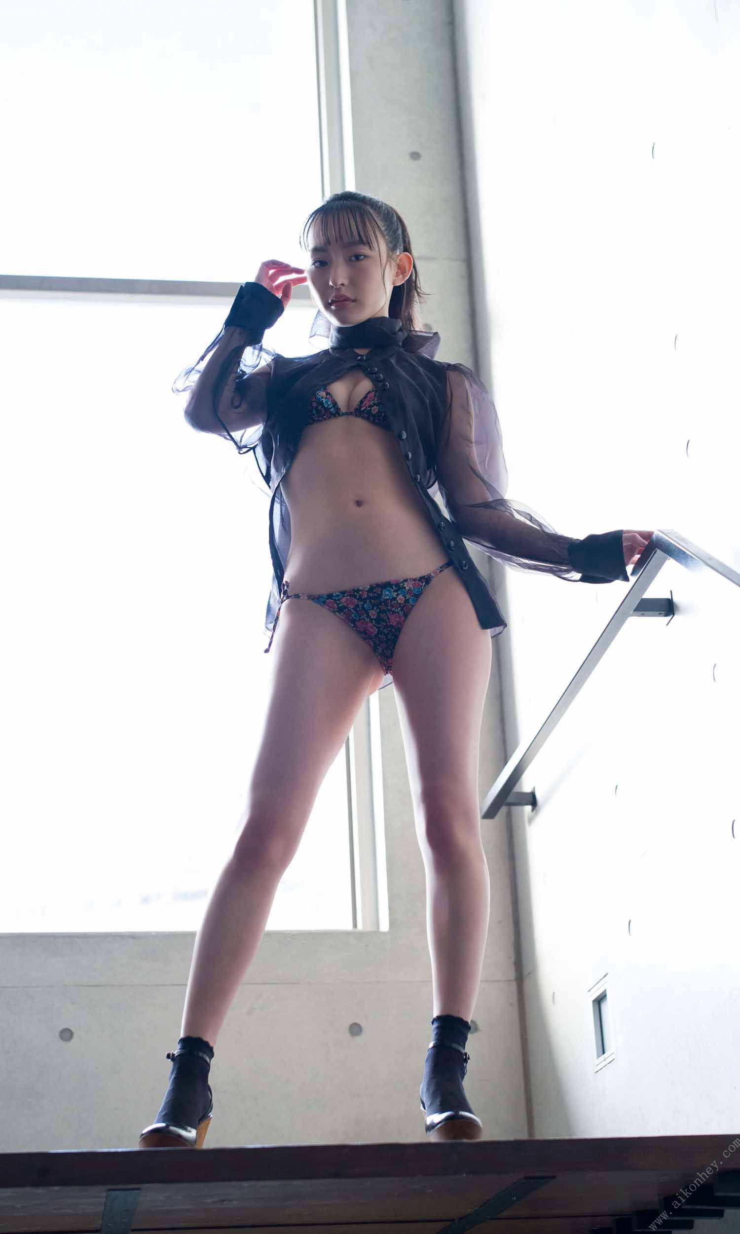 [Weekly Photobook] Kanami Takasaki 高崎かなみ写真集「月刊 高崎かなみ 二巻」 週プレ PHOTO BOOK