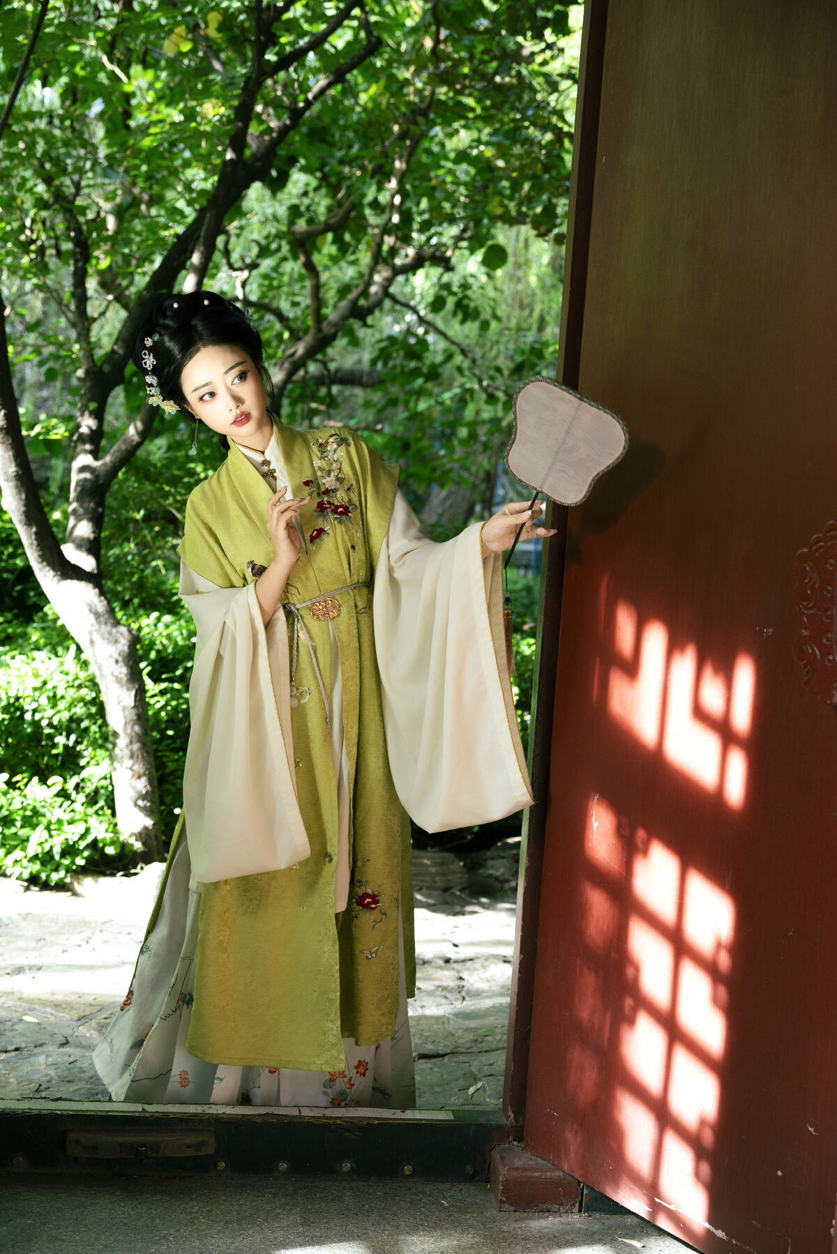 YiTuYu艺图语 Vol.10448 Yi Ming