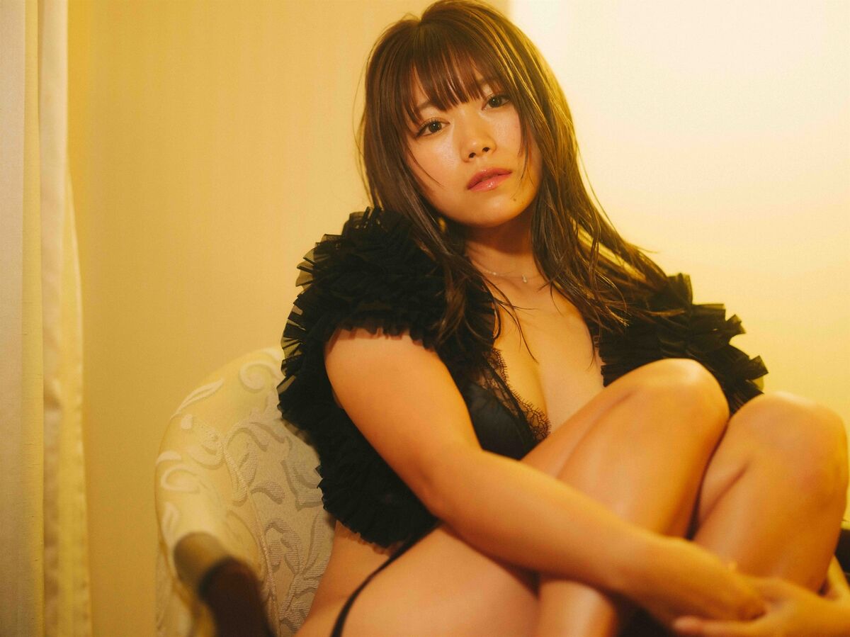 Suzuran Yamauchi 山内鈴蘭 - FRIDAYデジタル写真集 艶やかに咲く