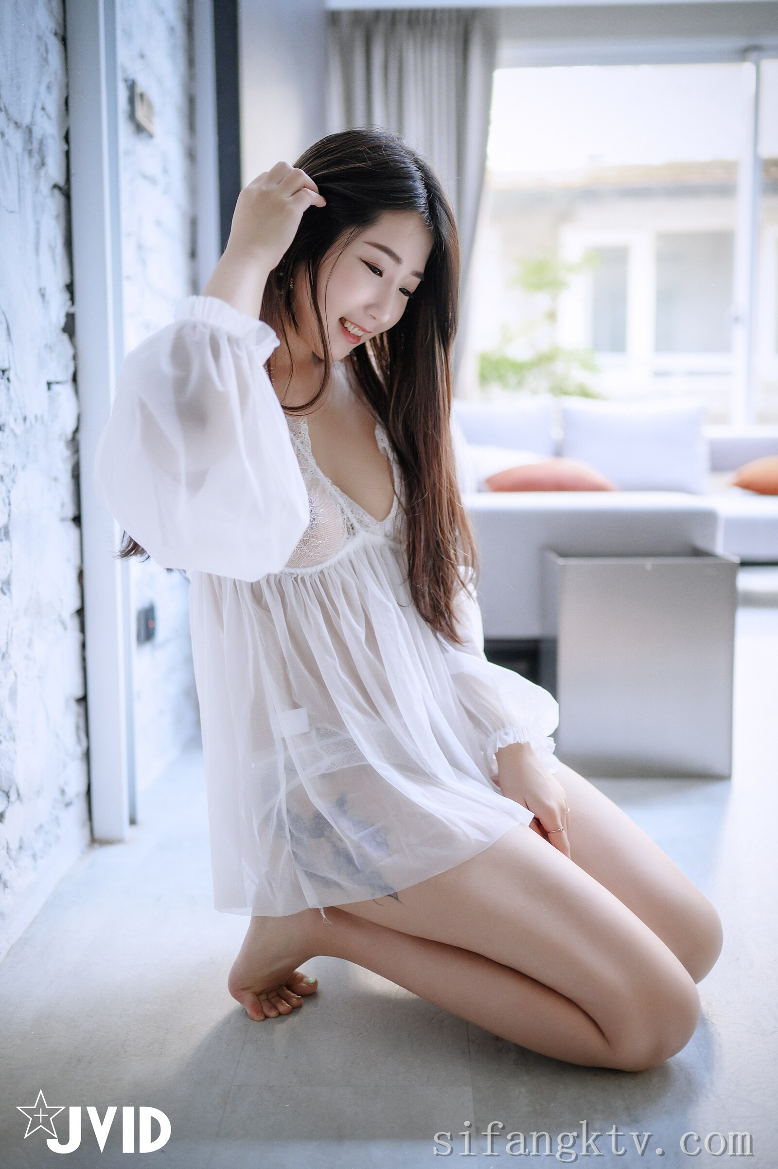 [JVID] 肉包Mini – 用玫瑰成功征服可爱肉包的肉体-热爱