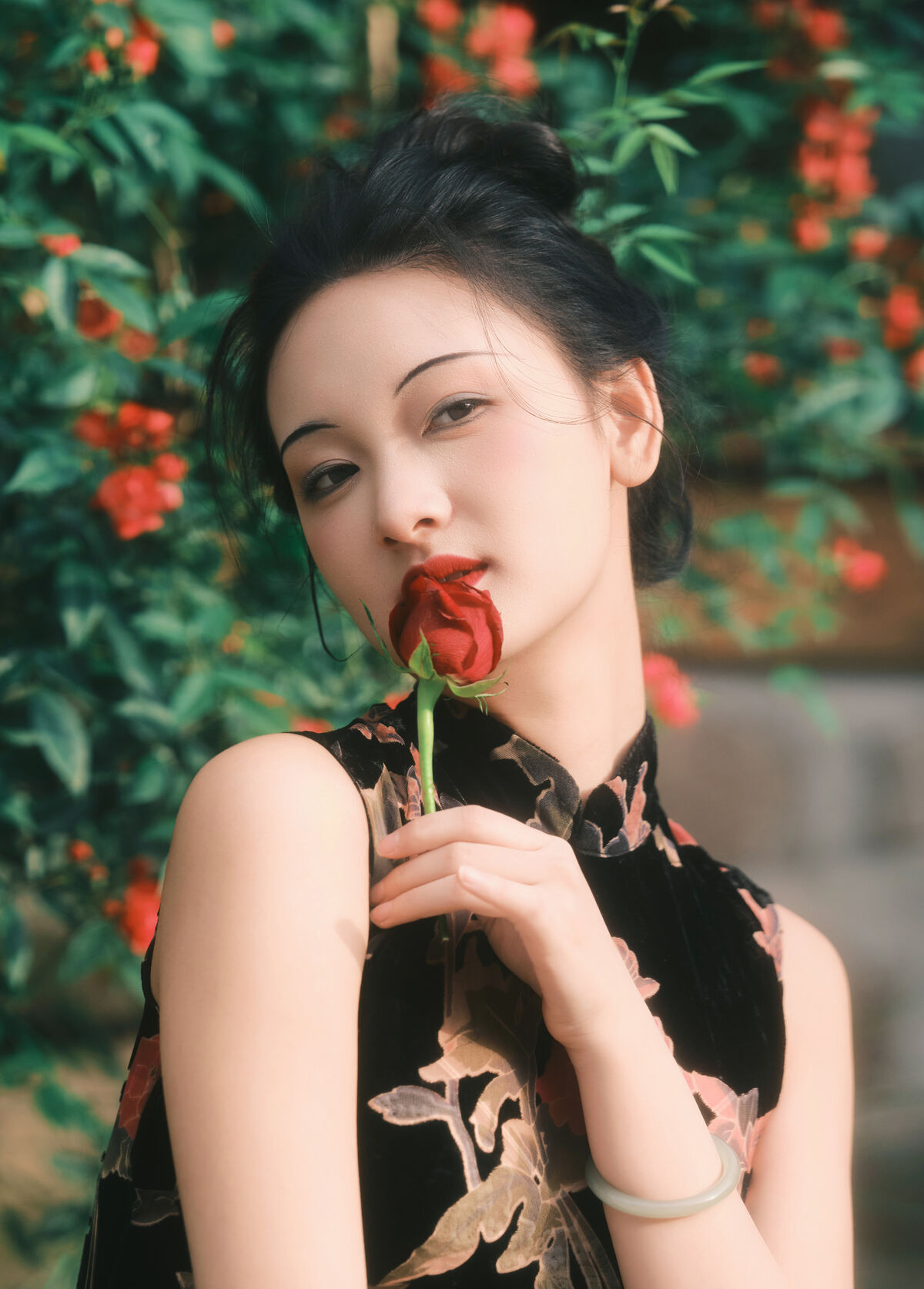 YiTuYu艺图语 Vol.10587 Yao Guai Na Li Tao 10 YiTuYu艺图语 Vol.10587 Yao Guai Na Li Tao