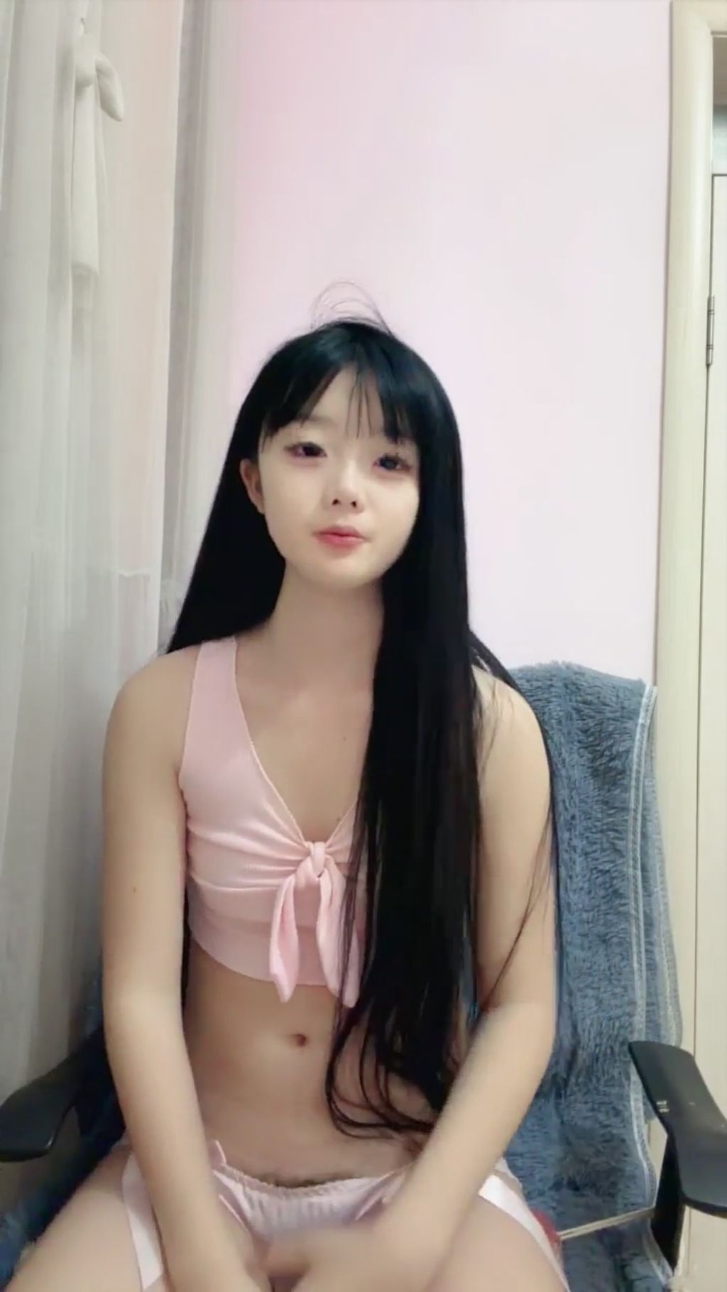 06小兔牙： 可爱小学妹 稚嫩羞涩