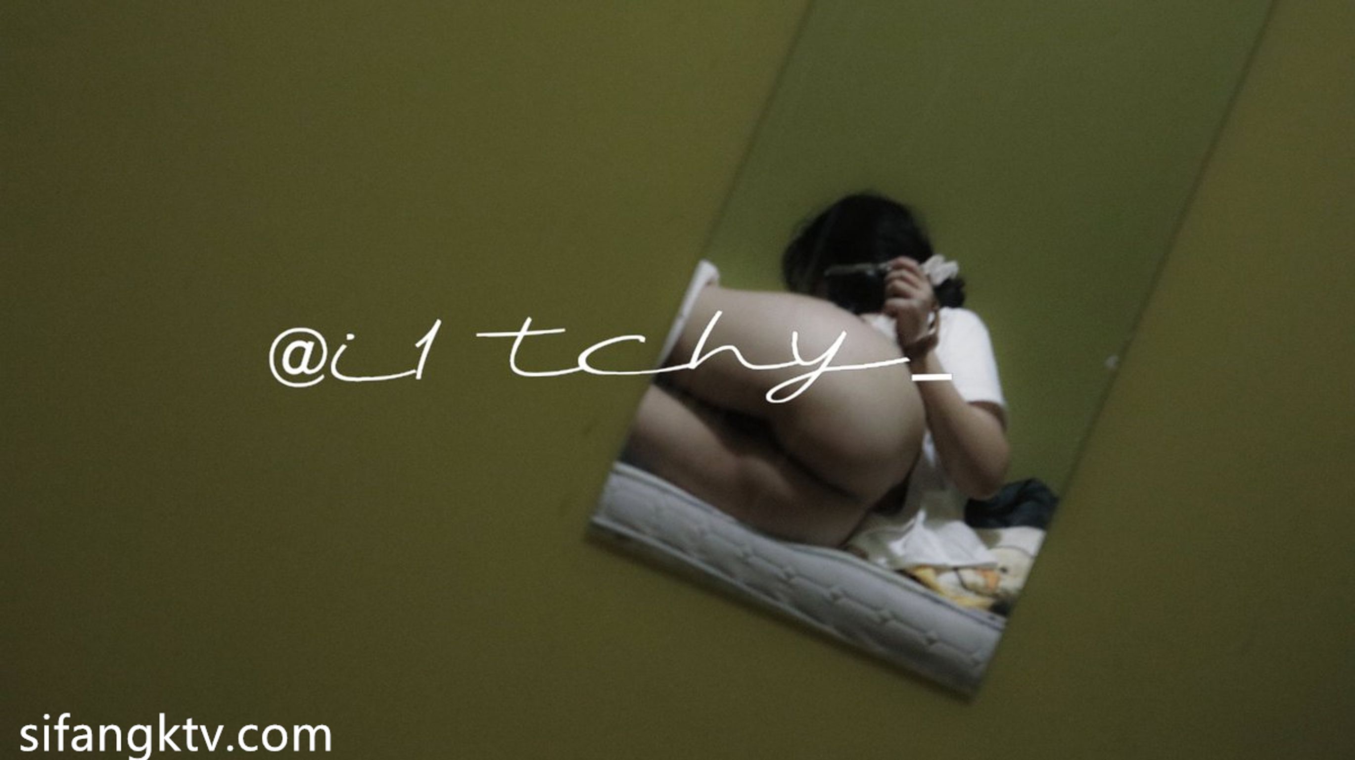 [OtherXXX] itchy： 巨乳蜂腰肥臀 魔鬼身材 私拍福利